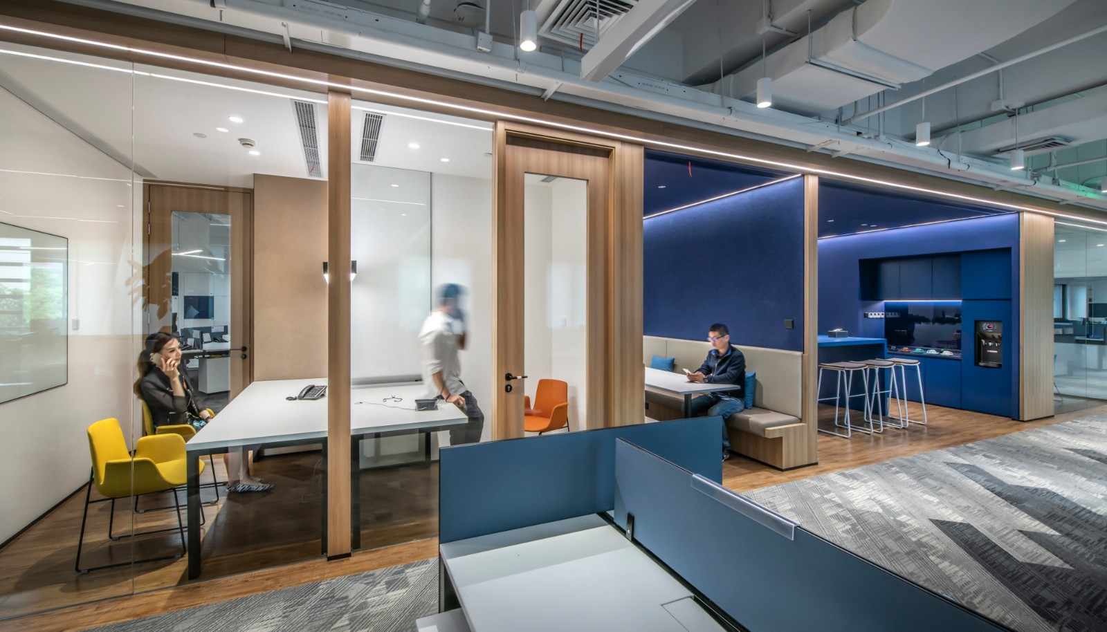 充满活力和协作精神的上海乐斯福中国总部  M Moser Associates-6