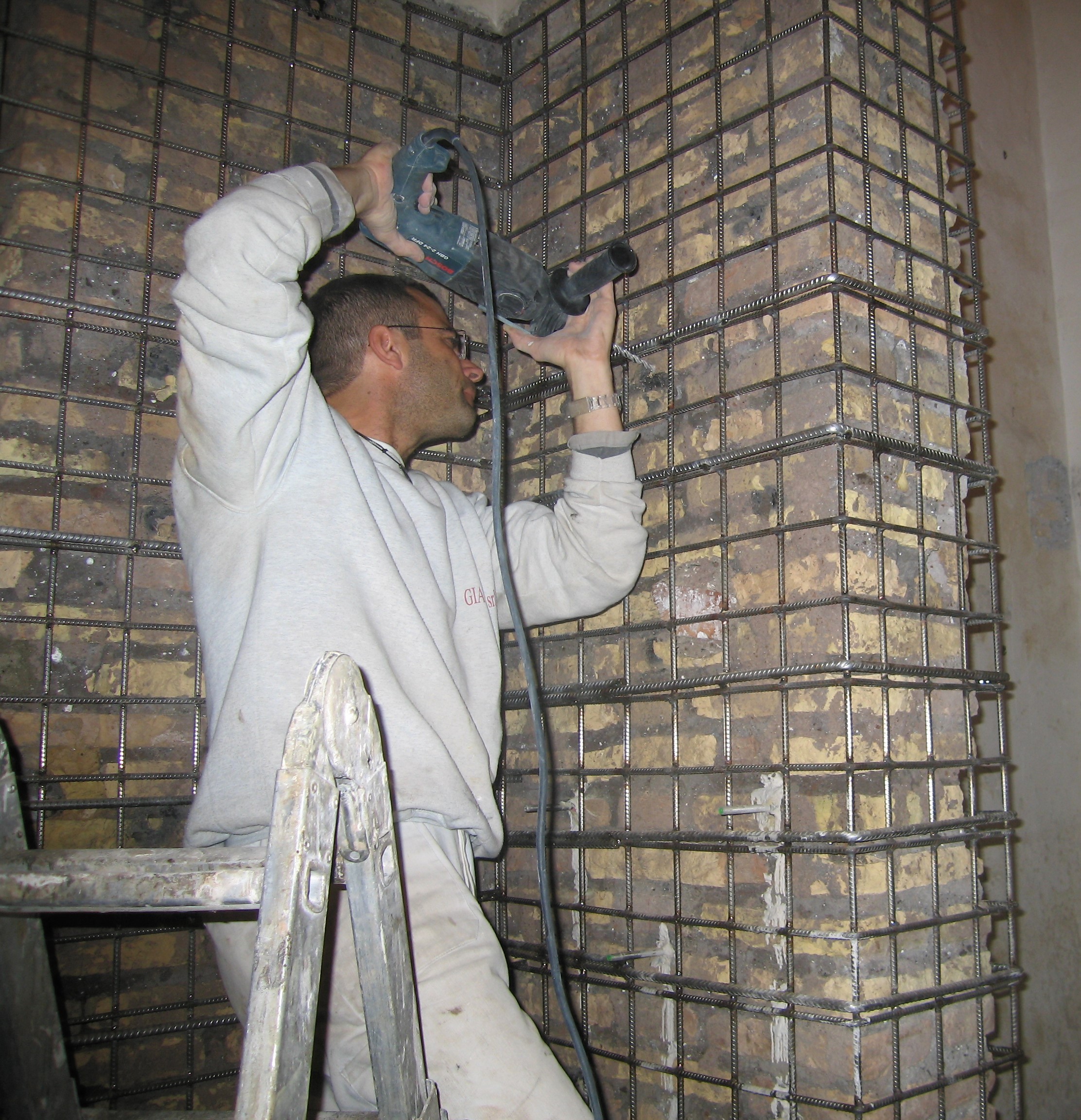 2007 年罗马历史建筑结构加固修复案例-147