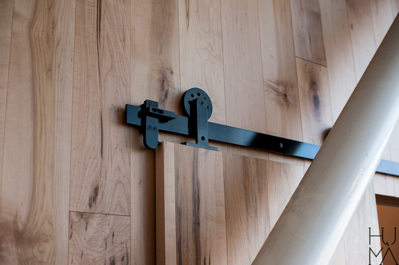 蒙特利尔机场美食广场，Humà 设计新视角-36