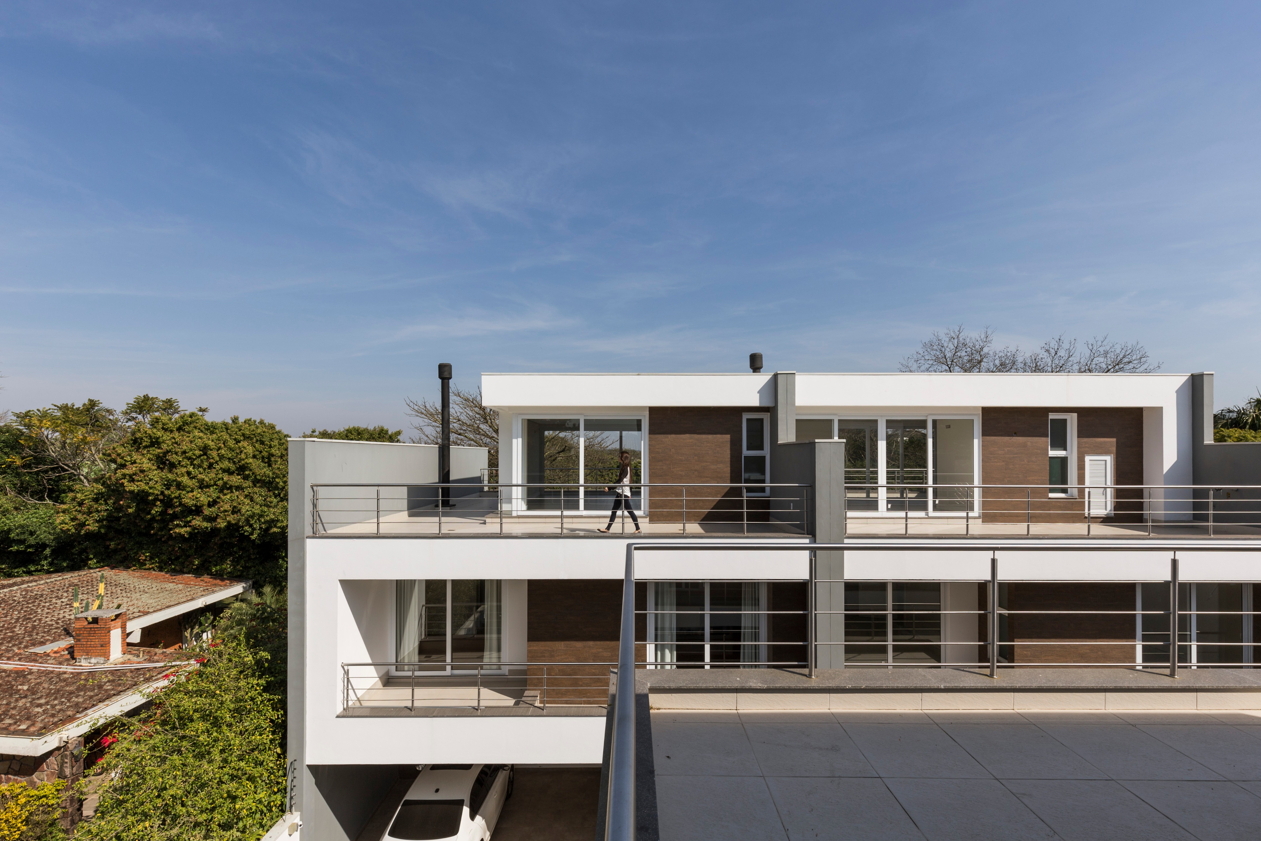 融合社区文化的巴西 Caeté 小公寓设计-15