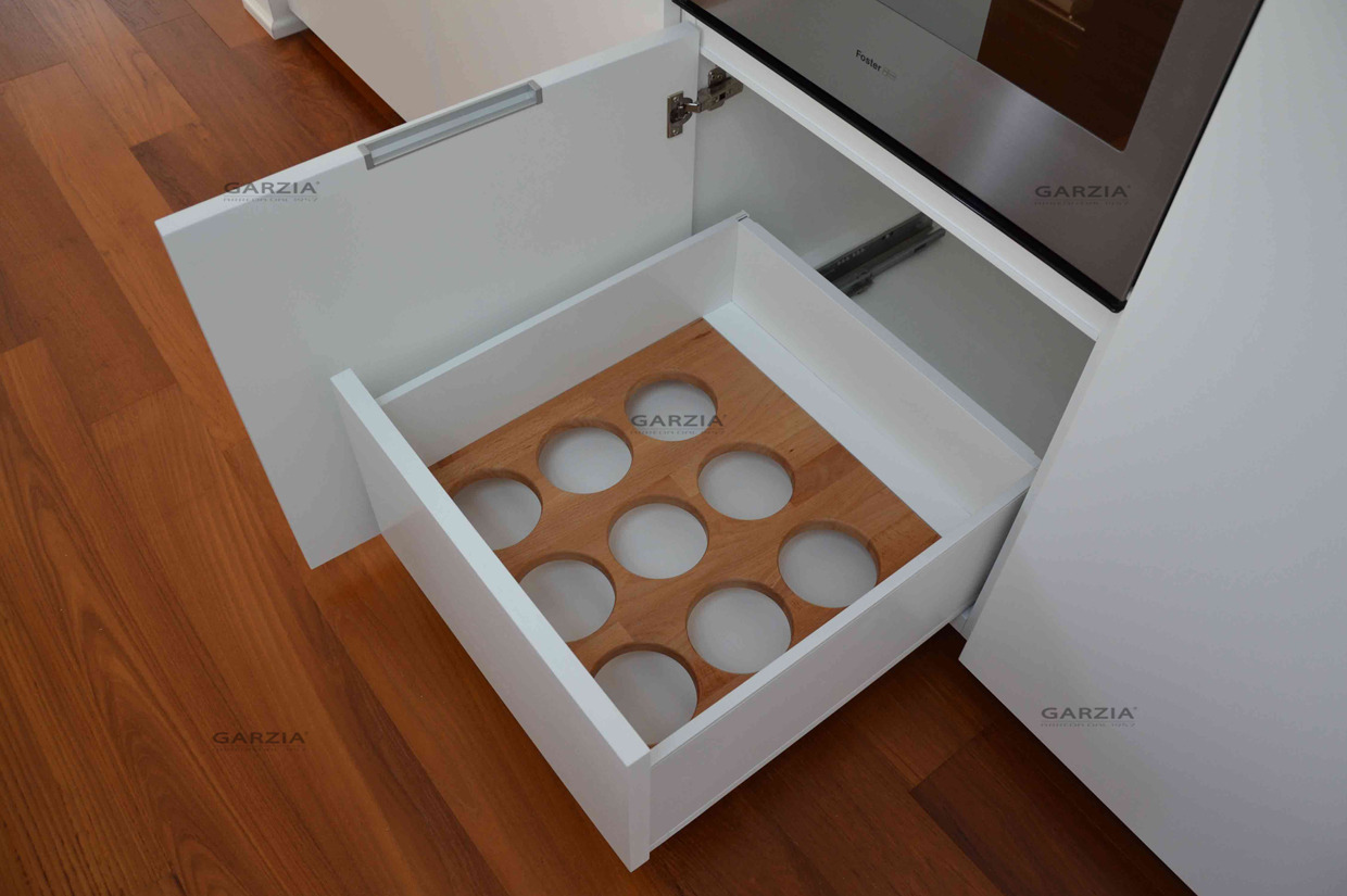 严苛现代厨房，木纹质感白橡木开放式厨房台面-11