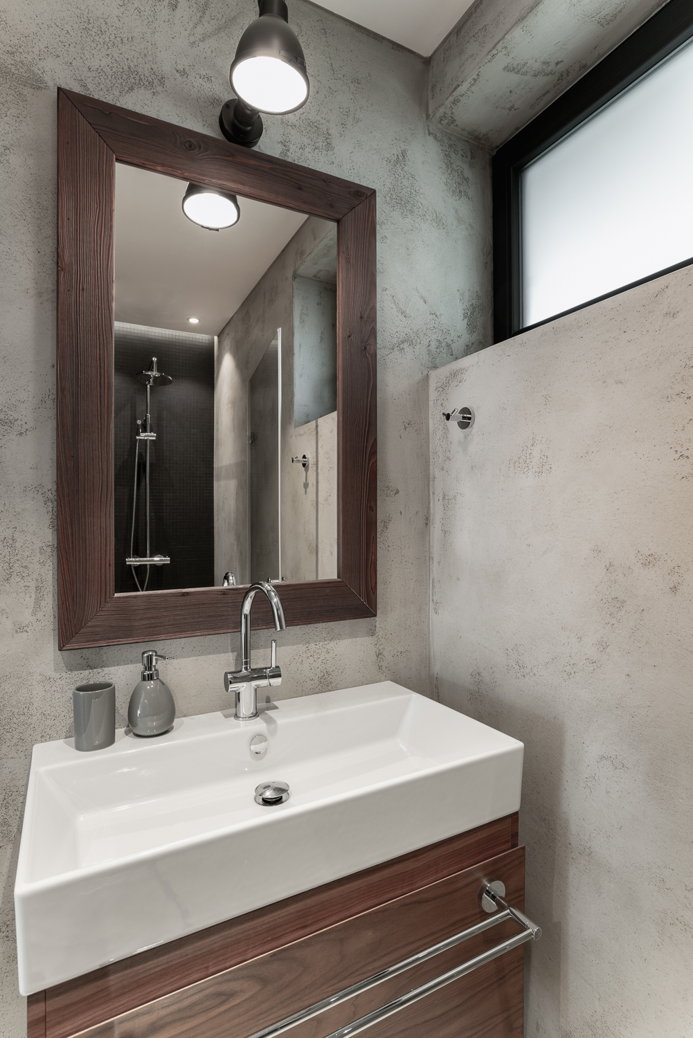 2018 年新工业风家居设计案例-25