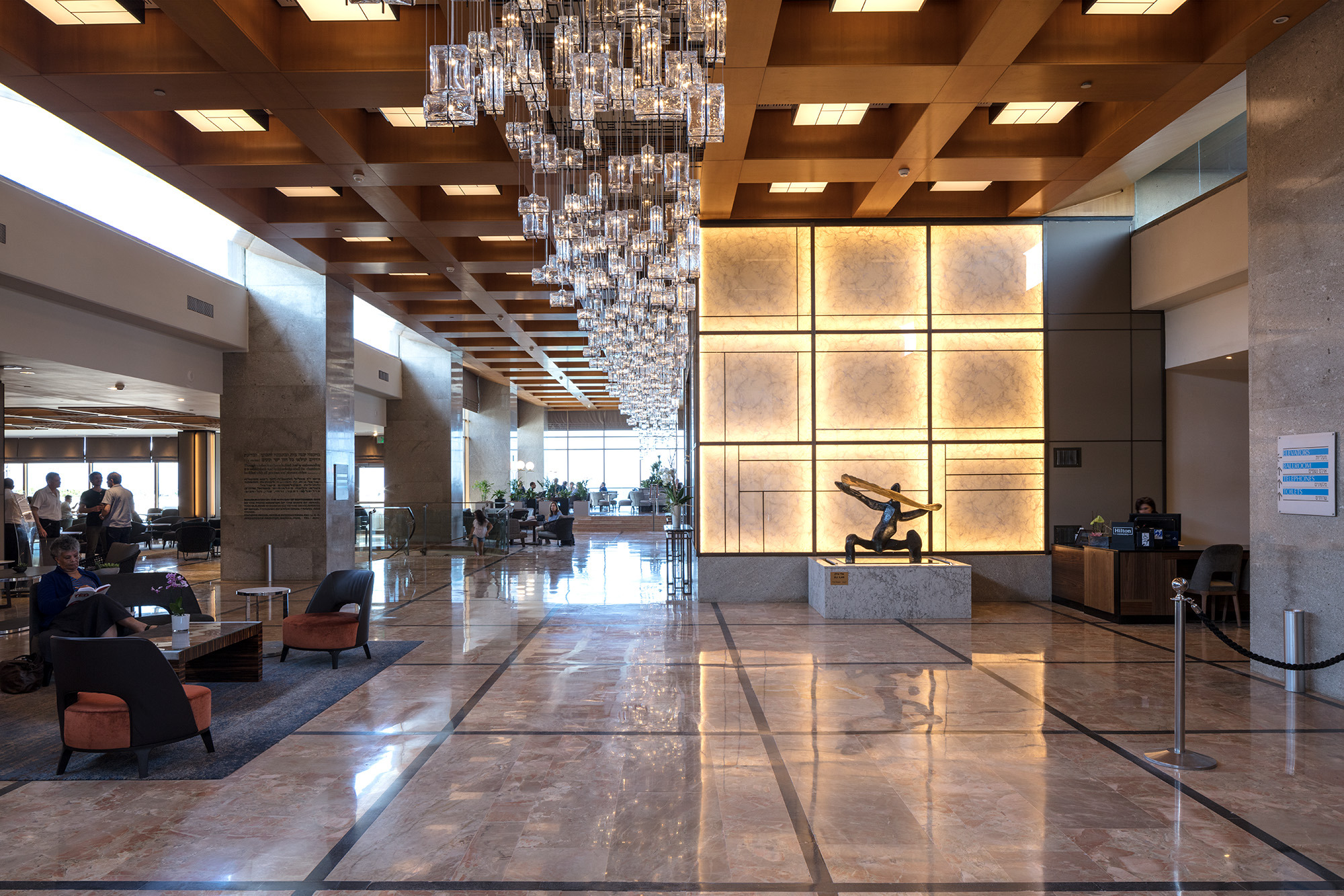 2017 年完成的以色列 Hilton 酒店室内设计案例-17