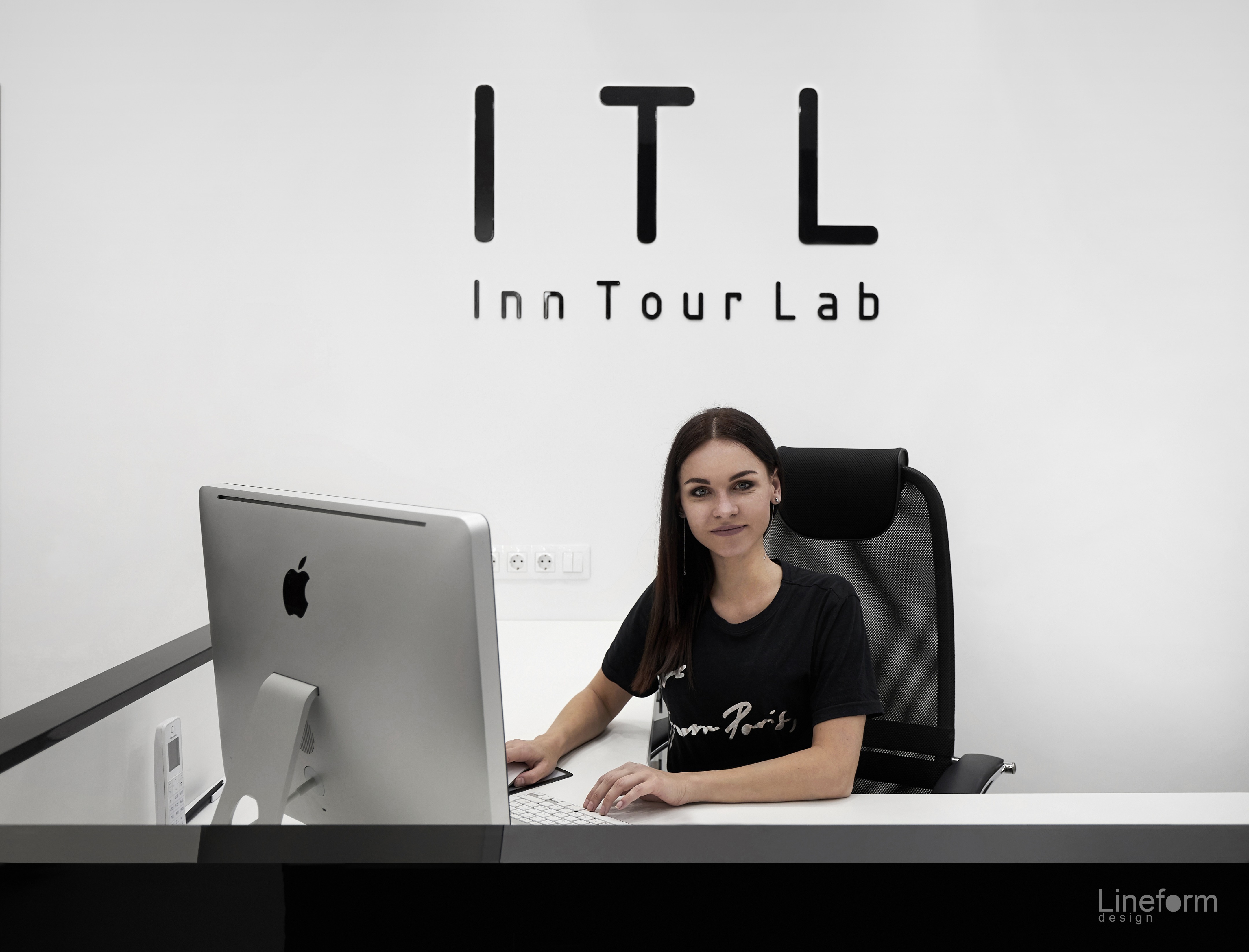 因图尔实验室办公室-3