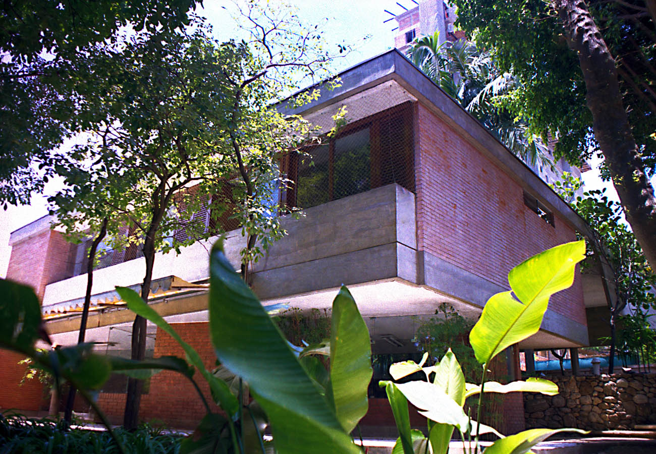 绿意盎然的家庭住宅-24