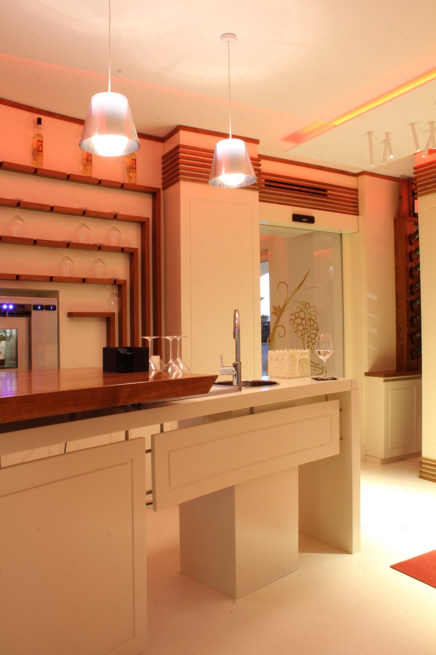 罗马郊外葡萄酒庄园的优雅室内设计-9