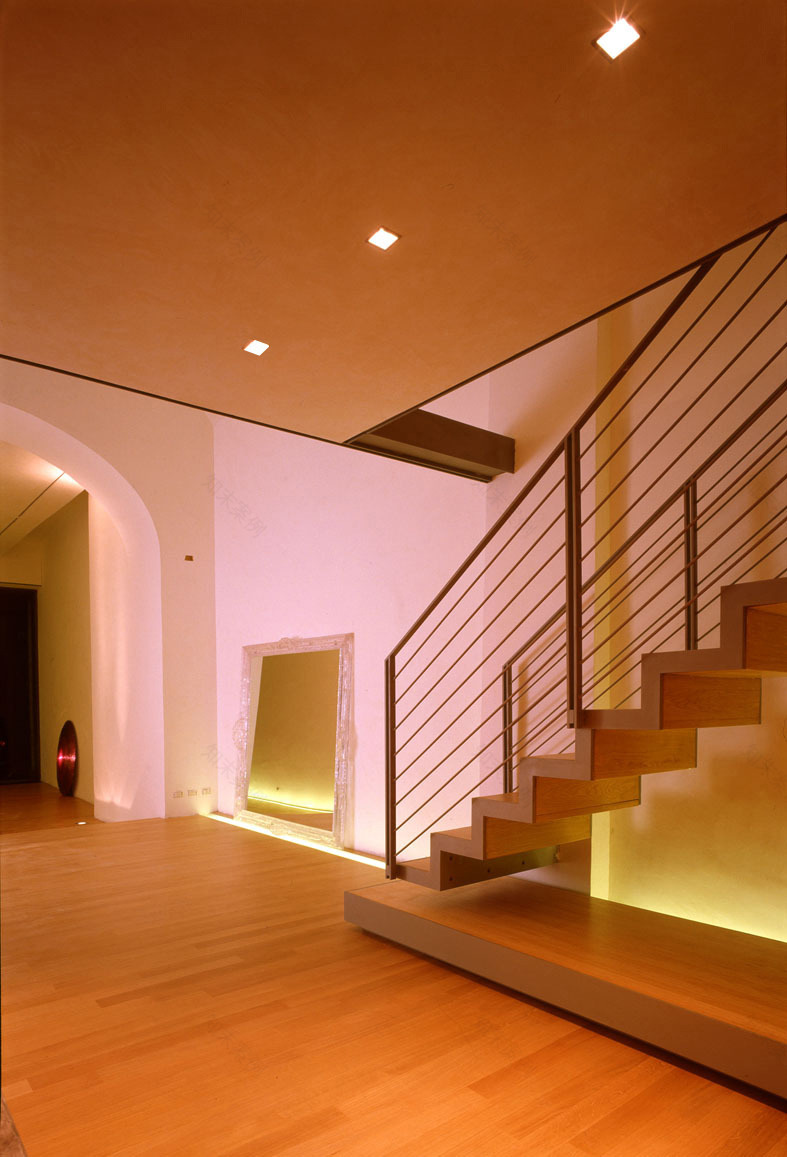 佛罗伦萨当代艺术画廊-11