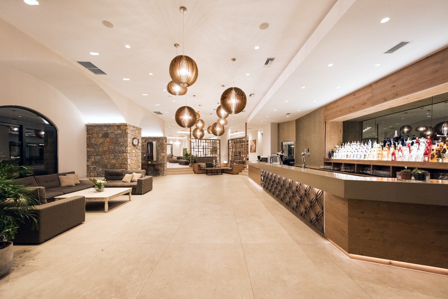 2017 年完成的 Nana Beach Hotel 室内设计案例-25