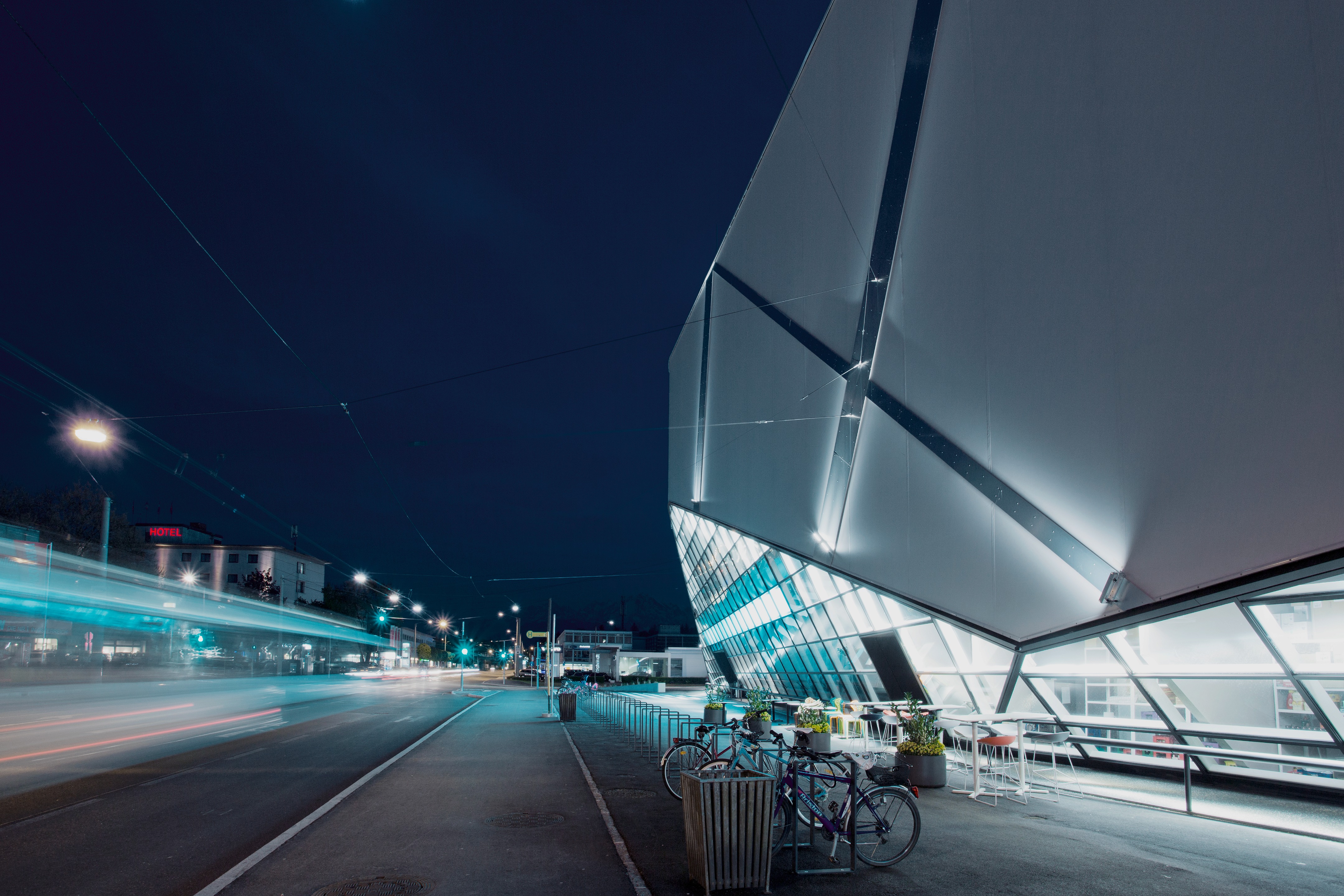 动感十足的购物商场设计-7