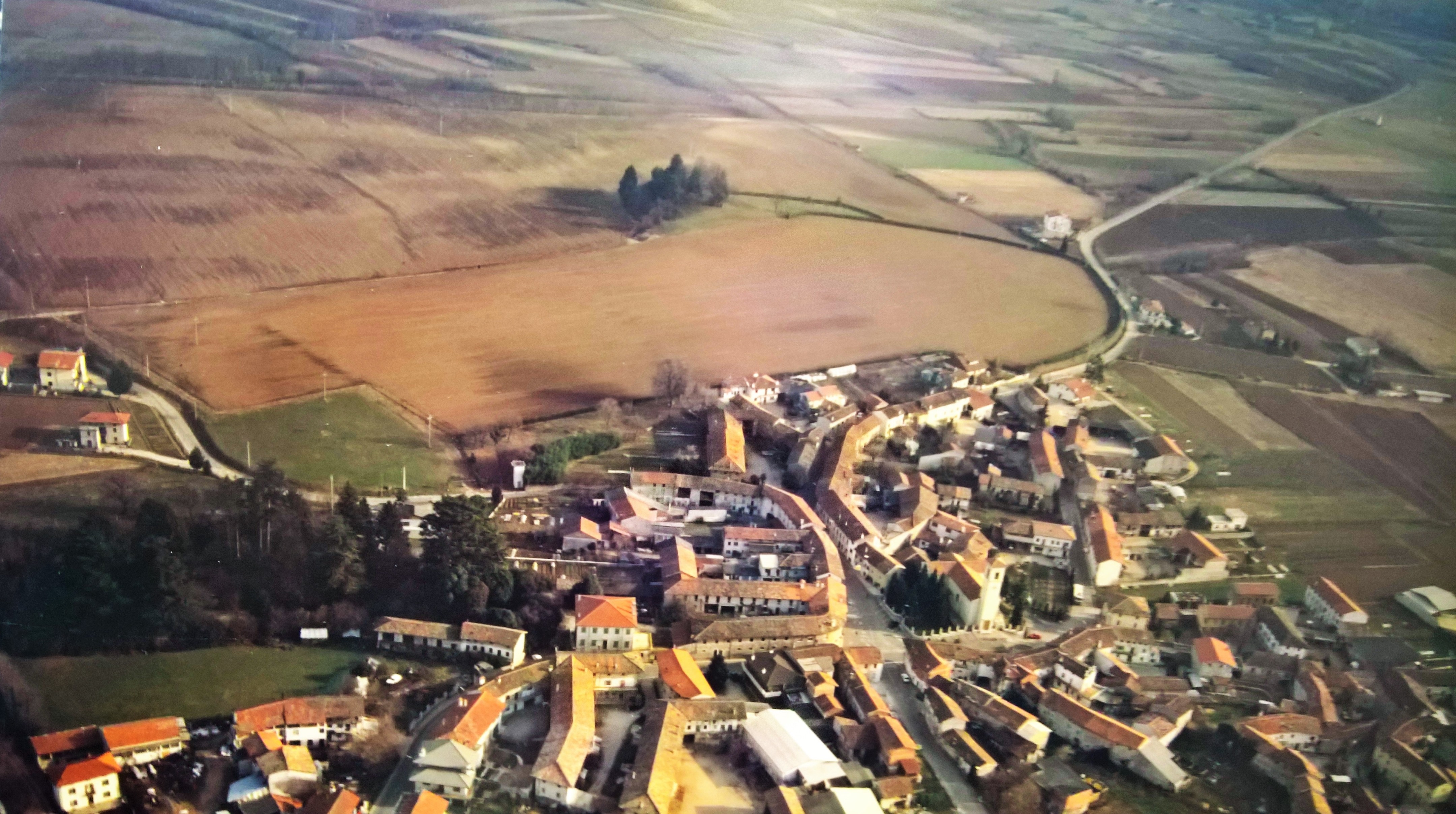 意式乡村风情——"Borgo Cjastelut"与"Ville di Luce"住宅区-9
