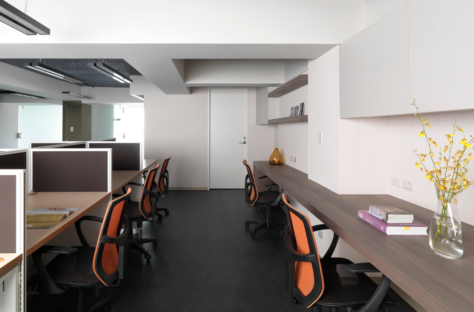 城市雨意与花季——助听器诊所诗意空间设计-29