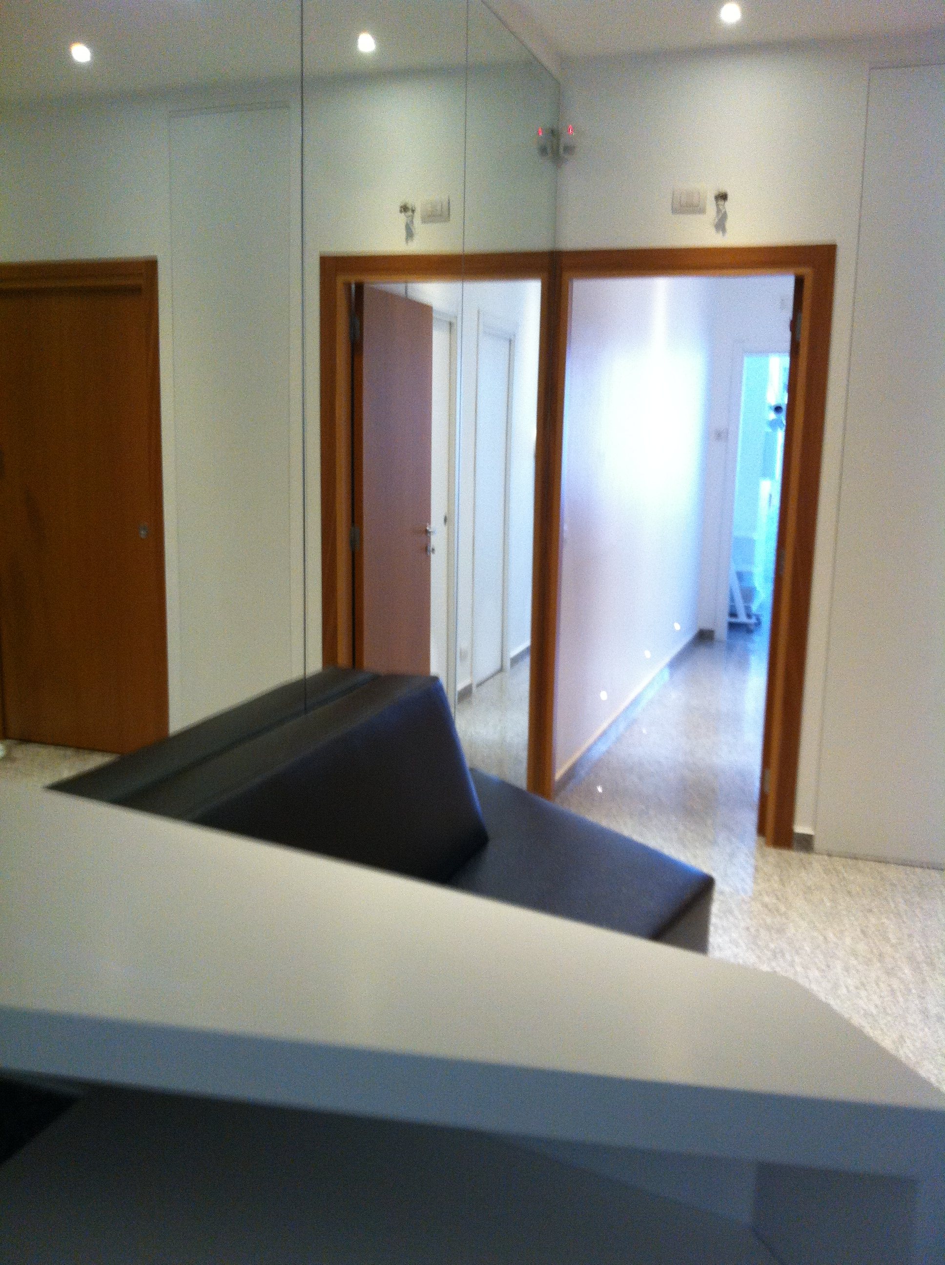 2014 年完成的意大利牙科诊所室内设计-17