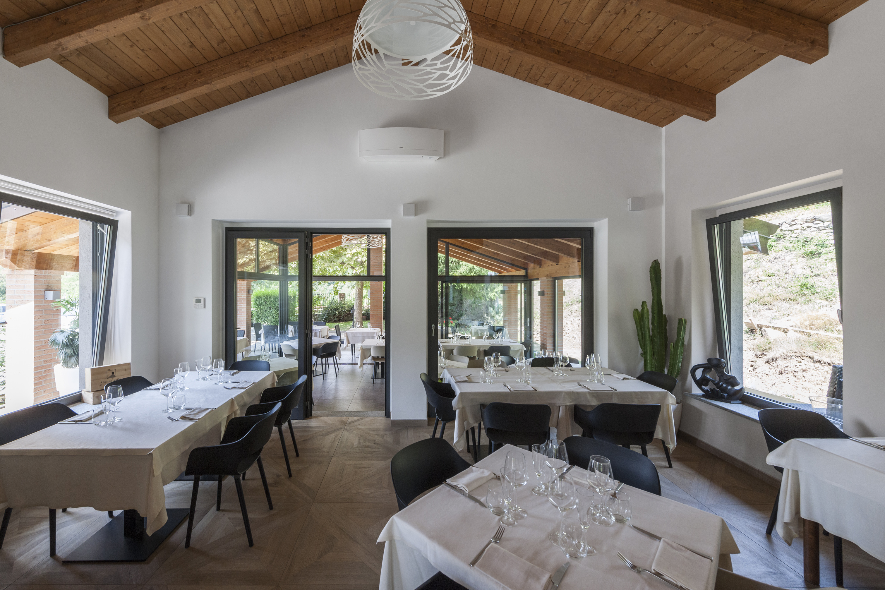 2017 年完成的意大利餐厅设计-9