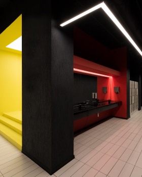 健身俱乐部（Raketa fitness club）