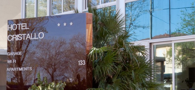 璀璨水晶 | 酒店设计的新高峰-1