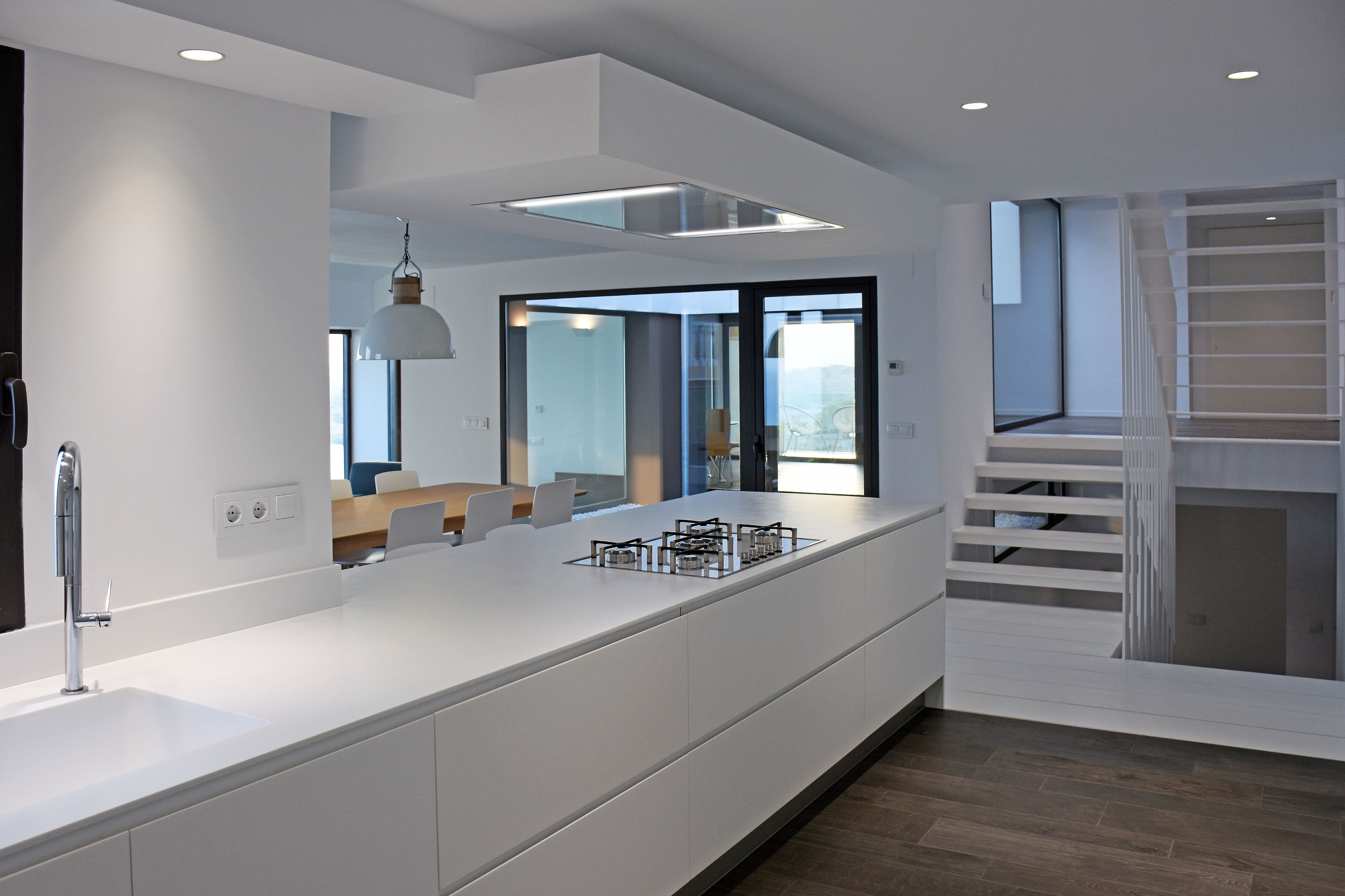 白色简约海景别墅 设计师 Adi Escura Arquitectos-27