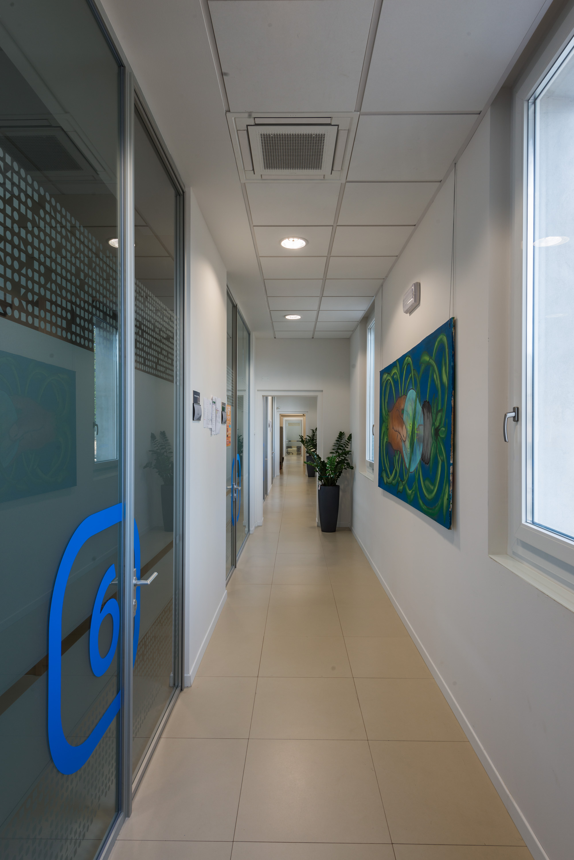 意大利 Imola 镇“Ex Beccherucci”项目,绿色办公空间与户外连接的典范-12