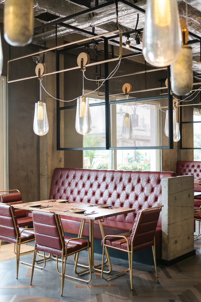 上海迪士尼小镇湖畔餐厅-37