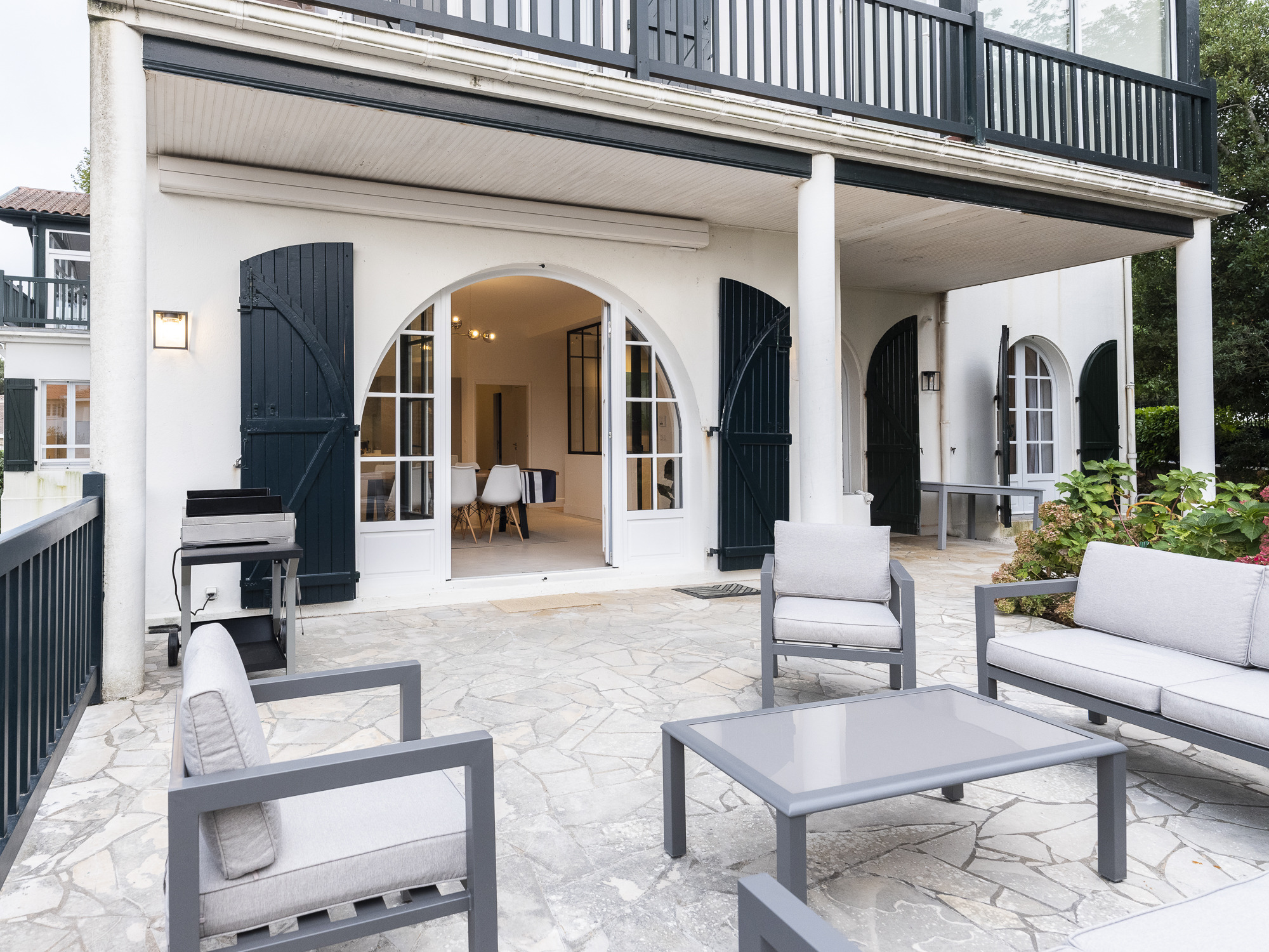 Biarritz 别墅全面翻新 打造宜居生活空间-18