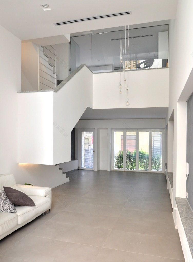 意式海滨小城住宅的现代演绎-11