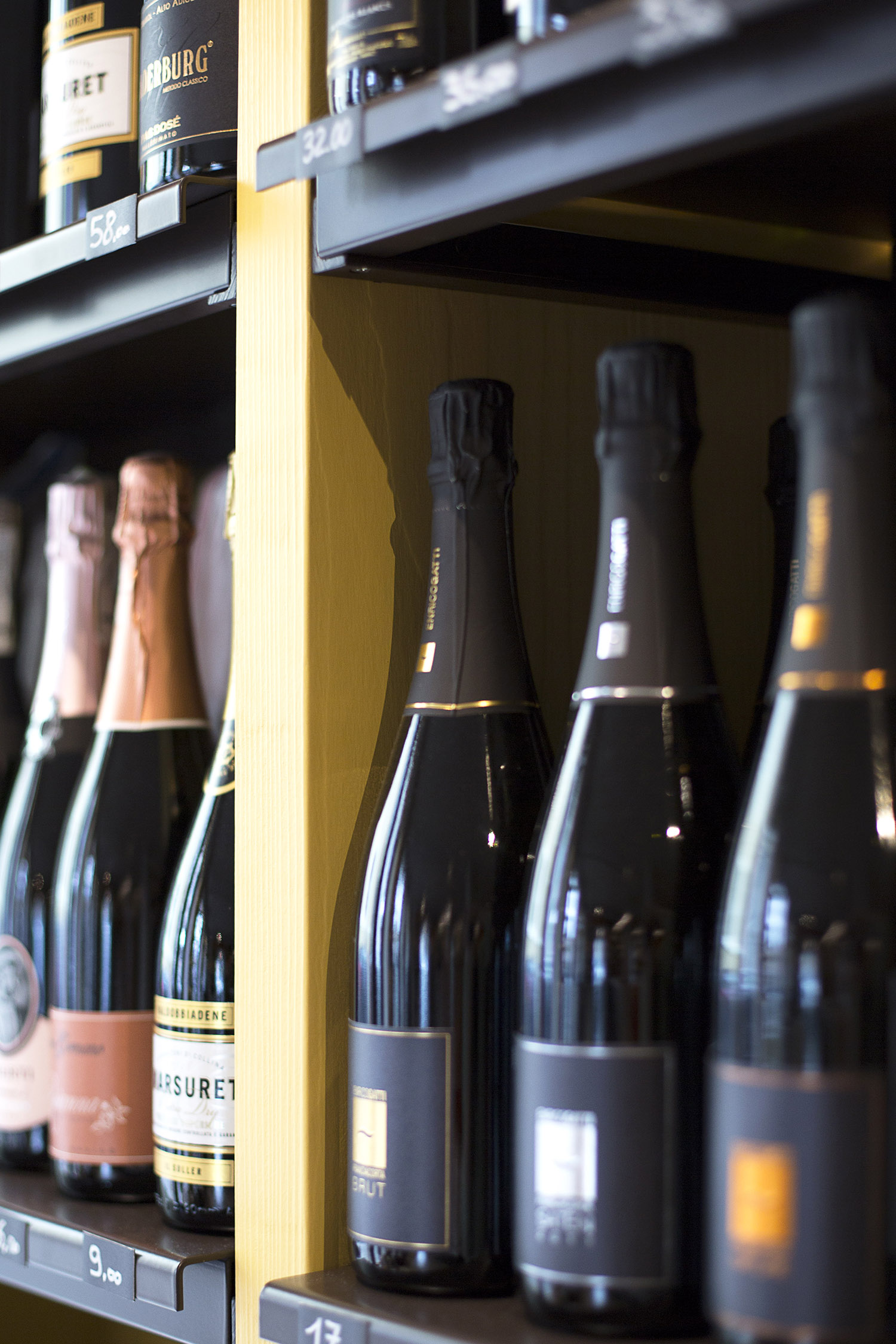 历史建筑中的现代酒庄——GALLI ENOTECA-8