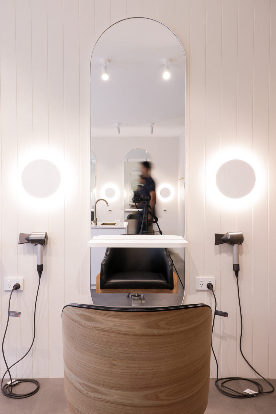 STUDIO BENICKY SALON DESIGN-31