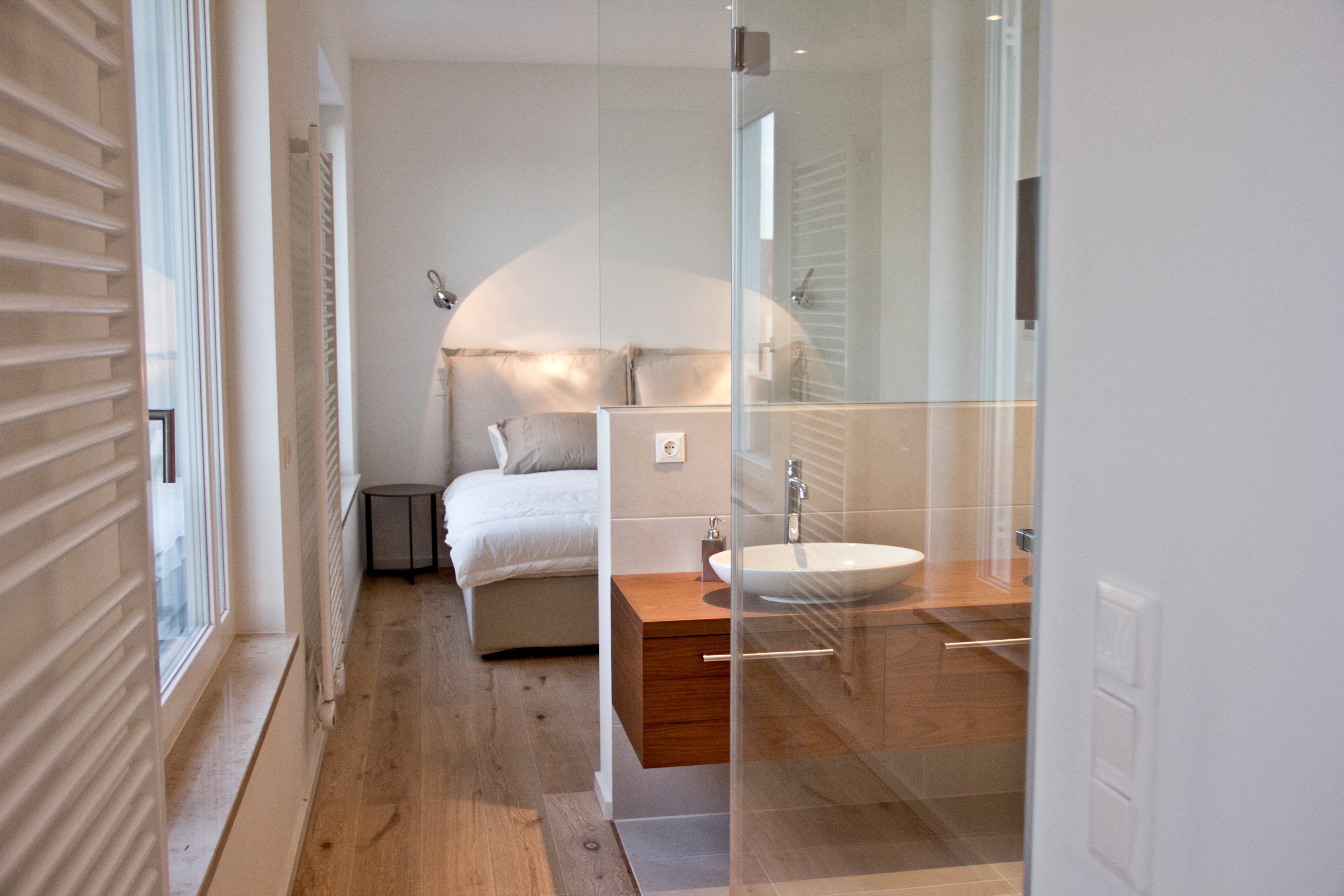 柏林中心顶层公寓的现代意式设计-13