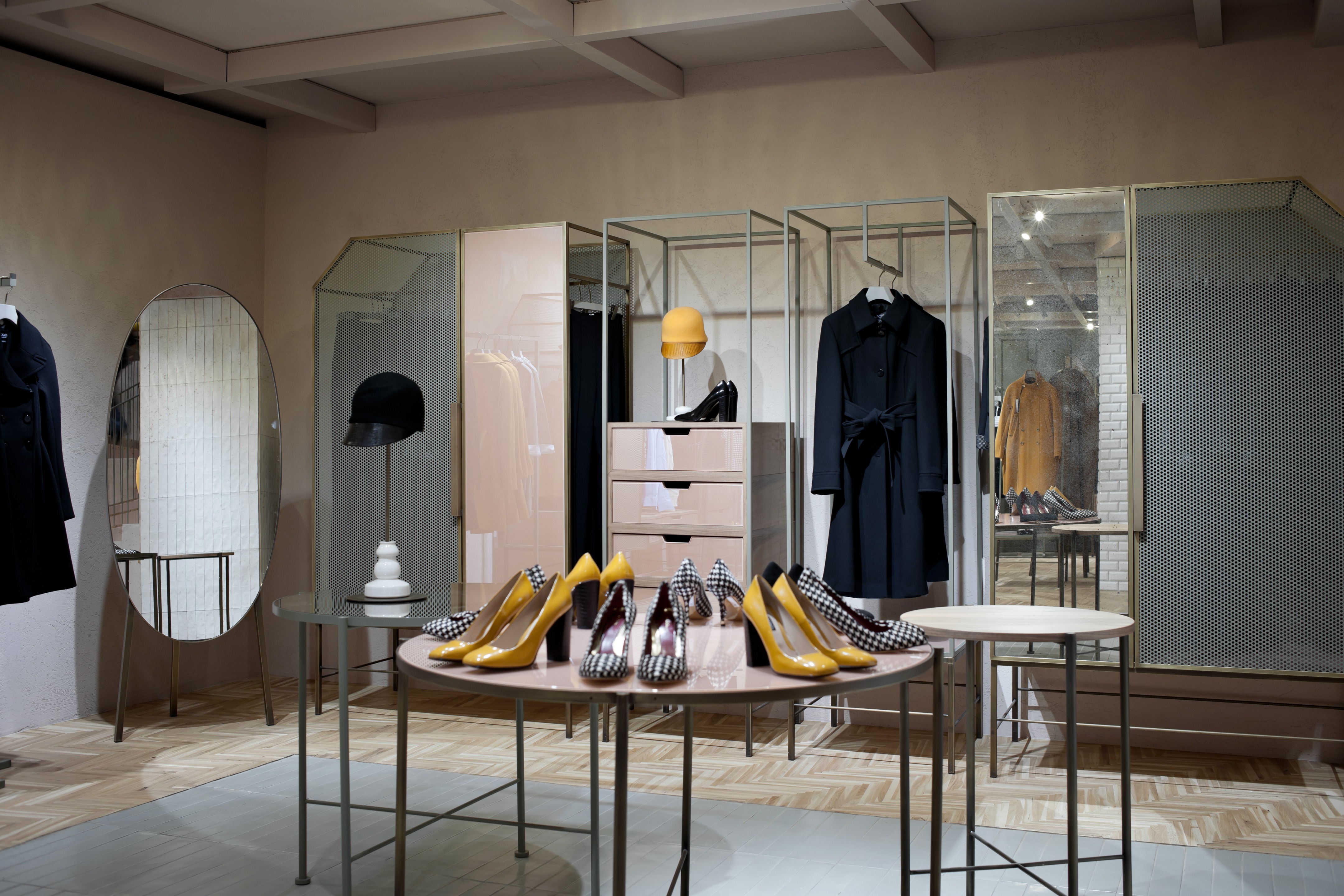 马克斯&蔻·米兰旗舰店-1