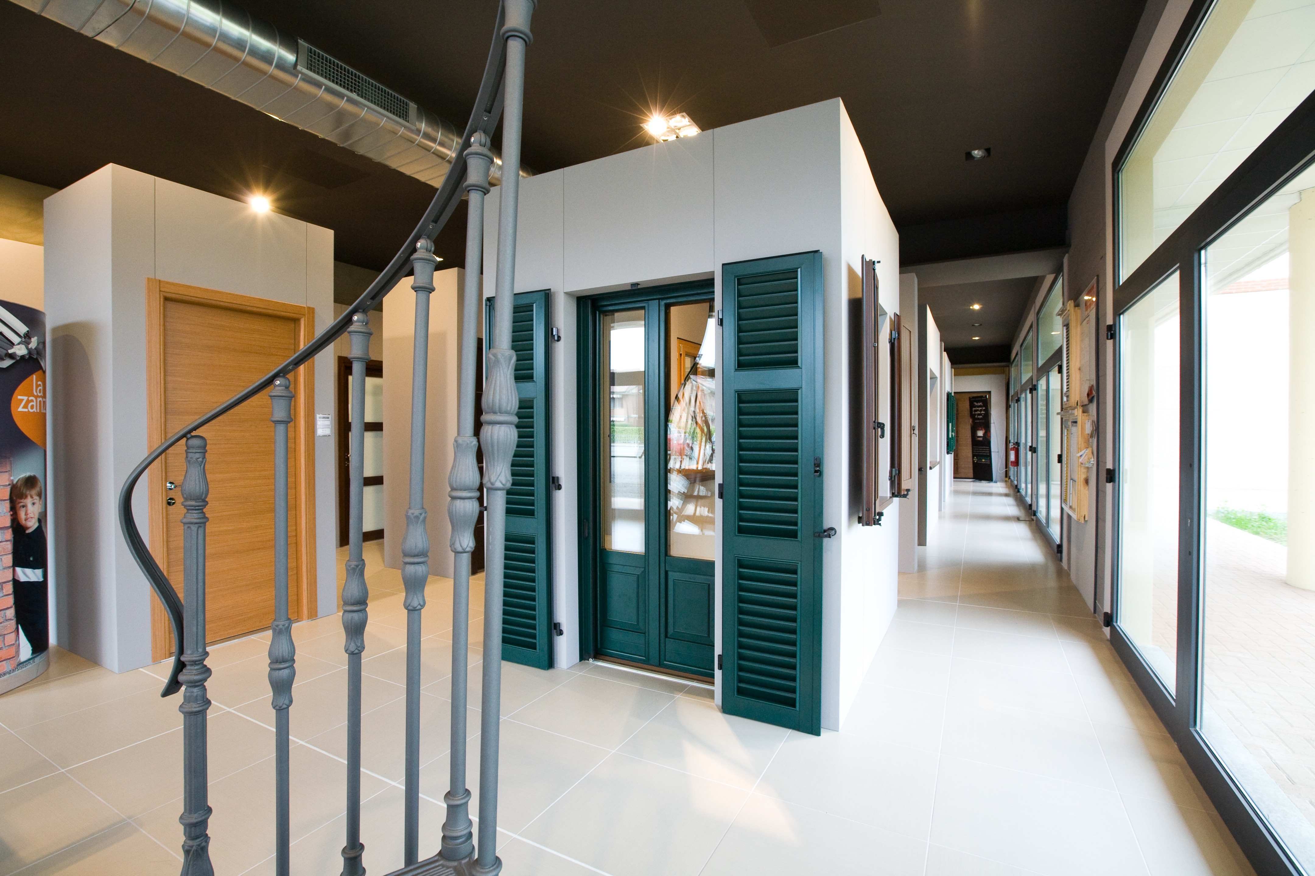 2008 年完成的 Virga Serramenti 室内设计项目-15