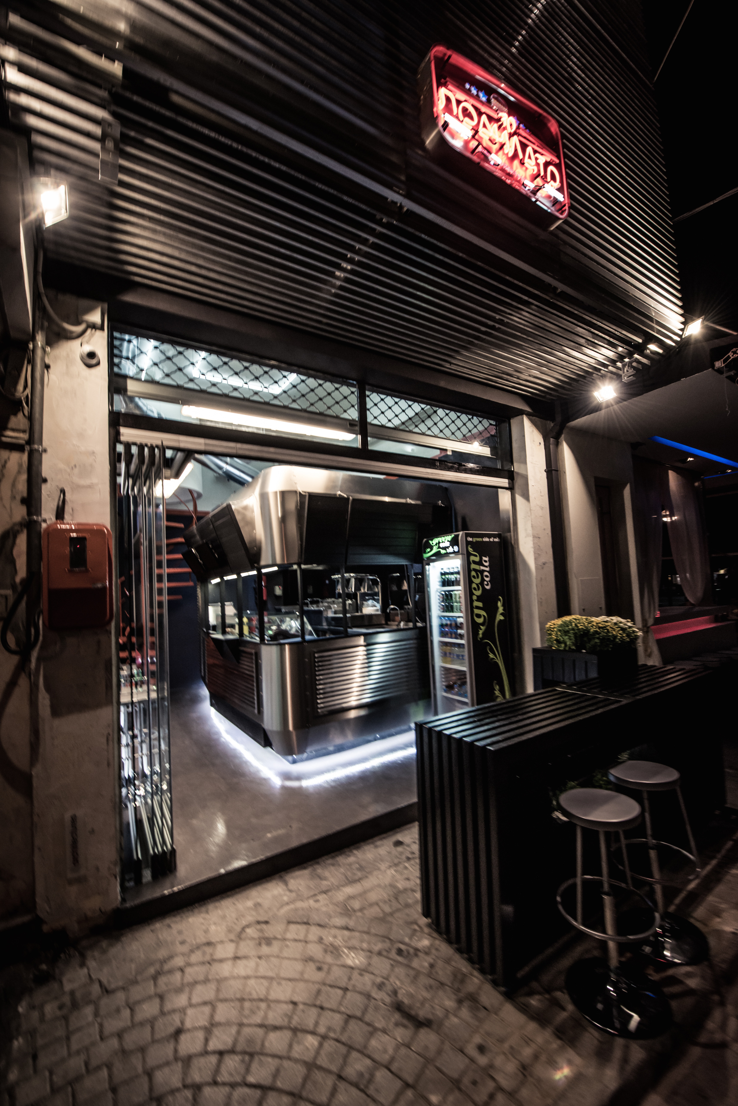 2015 年完成的混合结构餐厅设计-8