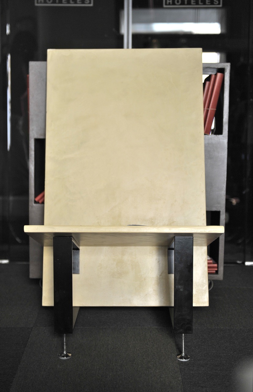 2010 年马德里 Vincci Soho 酒店"阅读钥匙"家具设计-9