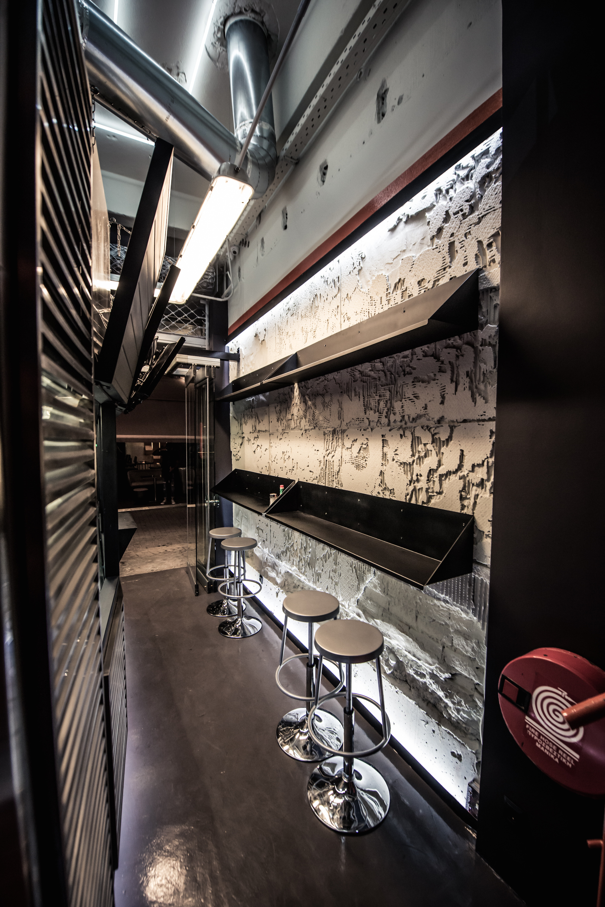 2015 年完成的混合结构餐厅设计-2