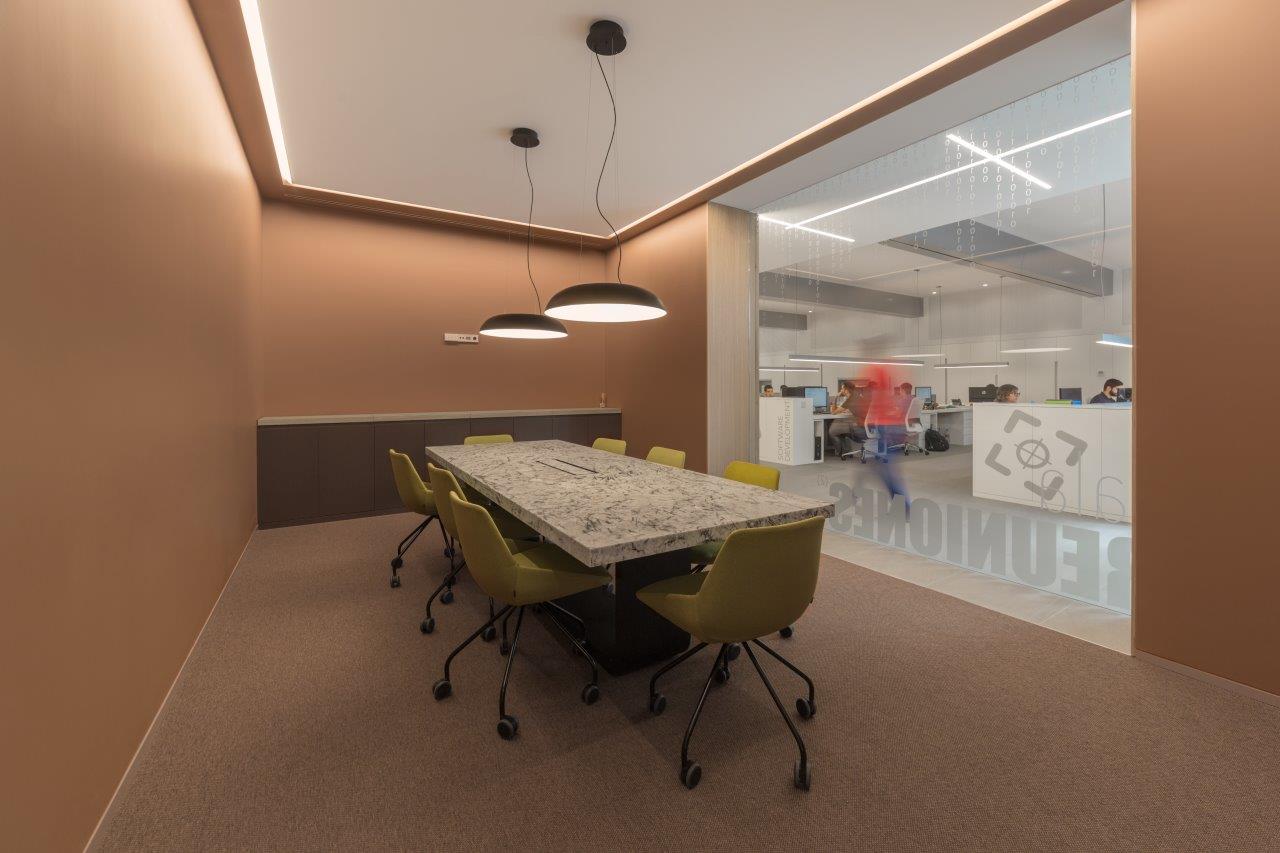 西班牙 AUTIS 公司总部，现代工业风室内设计-23