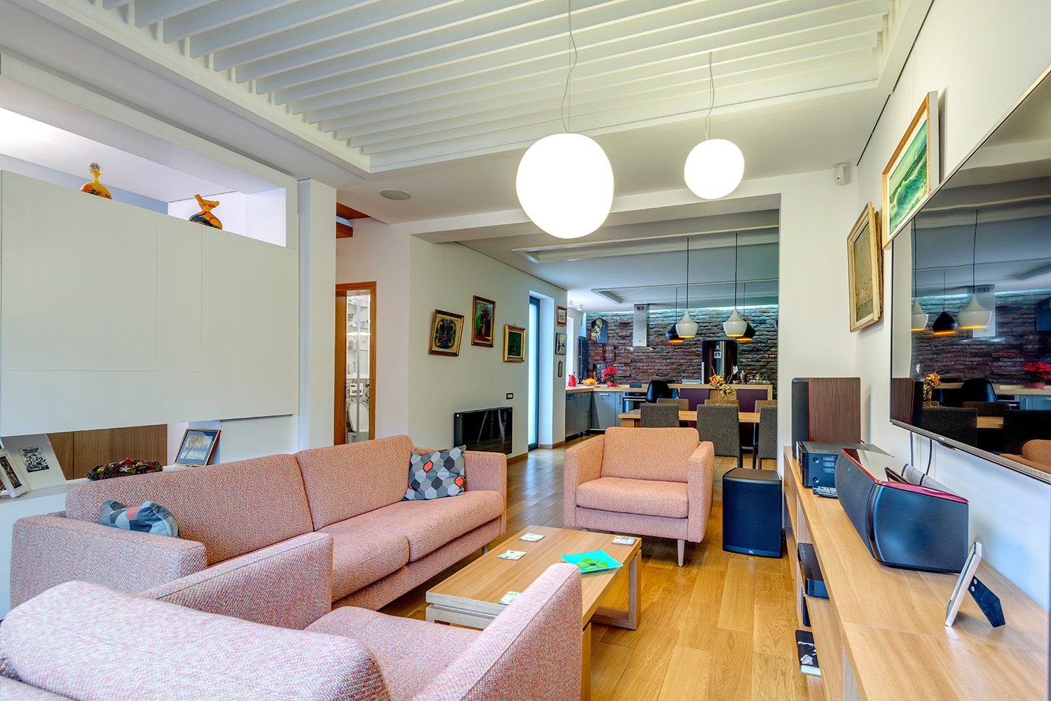 简约建筑之美——卡萨达米安住宅-15