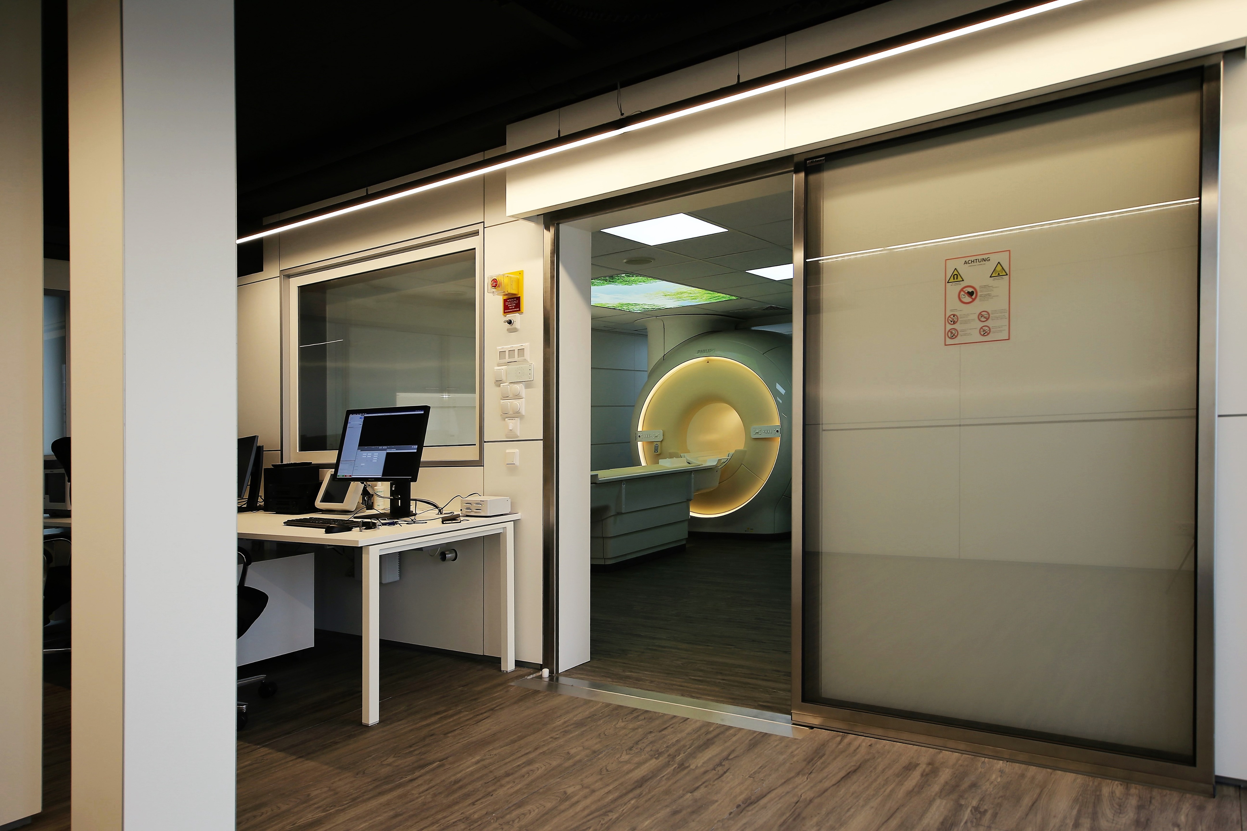 瑞士 Radiology Langenthal AG 医疗中心，Nicolas Manzi Architecture 打造高效舒适办公环境-8