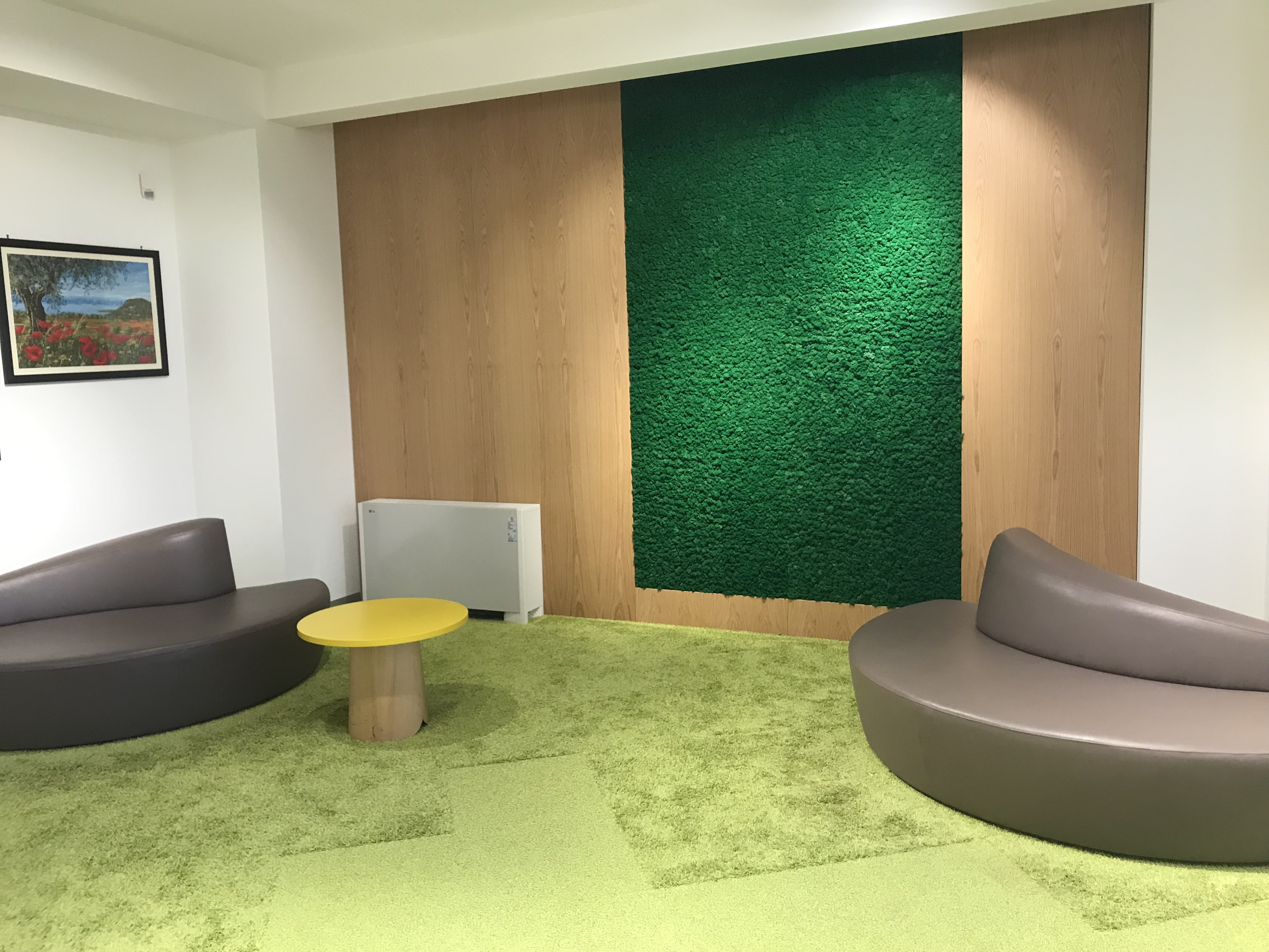 电信公司总部打造高效休闲办公空间-28