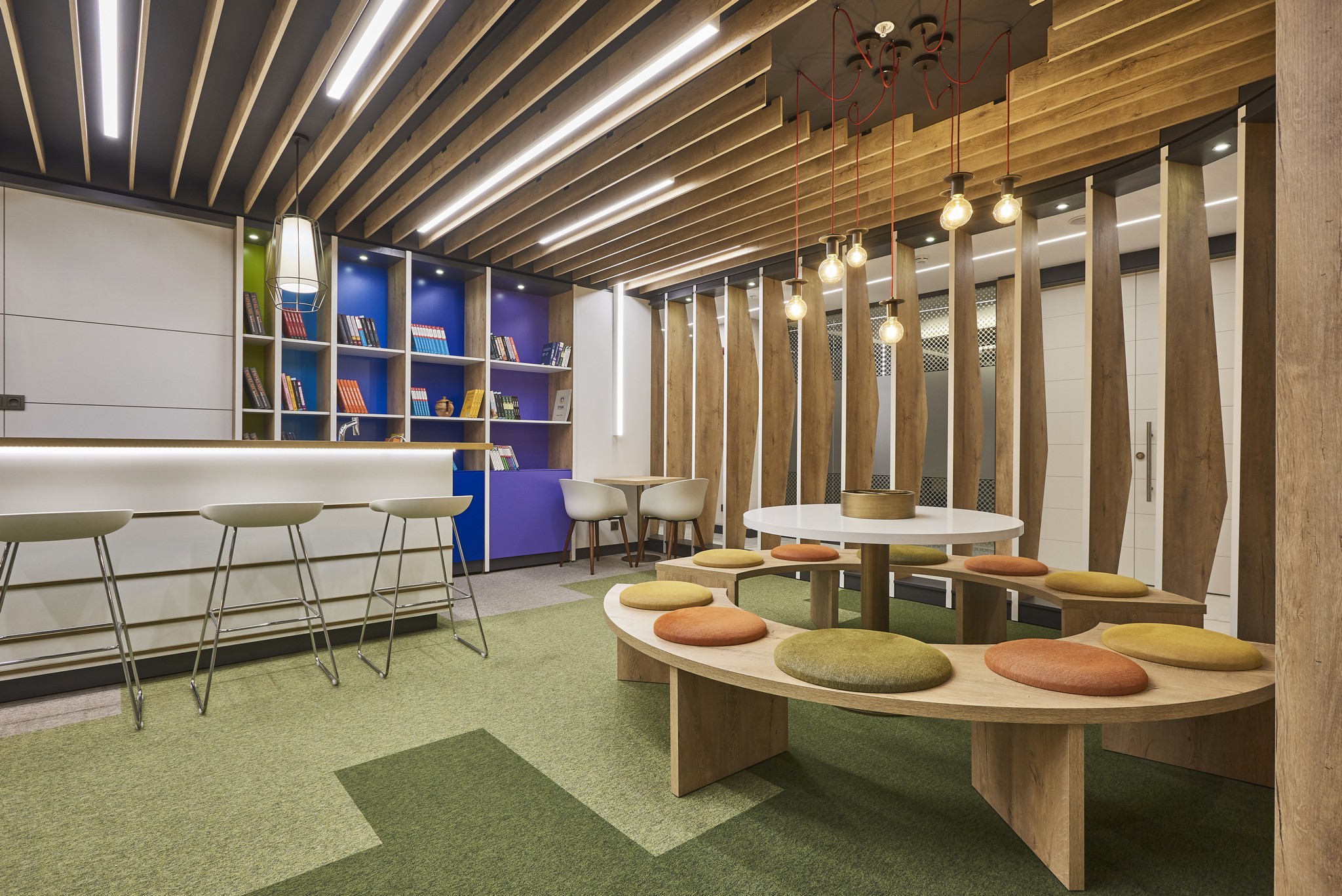 Imak Ofset 管理办公室,现代与有机的融合-9