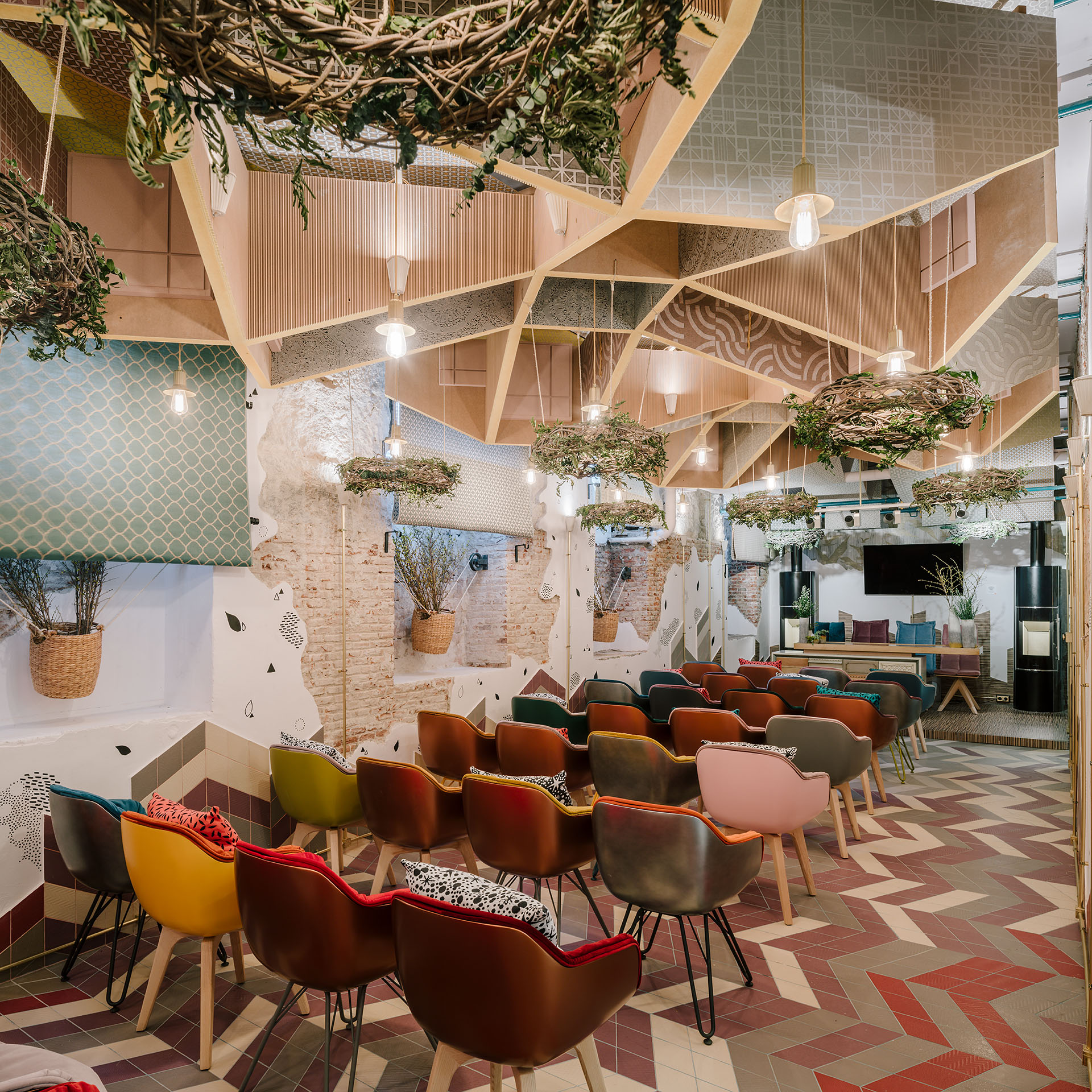 马德里"奥迪托里奥·福图尼"礼堂,致敬艺术与自然的融合-32