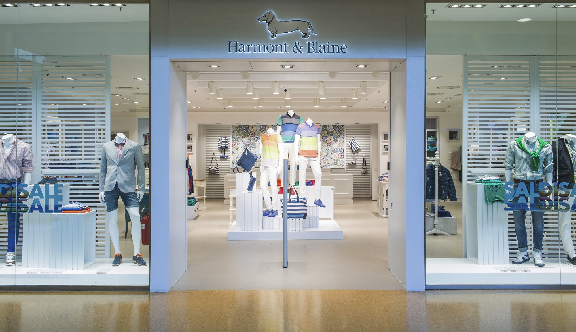 简约优雅的 Harmont & Blaine 展厅设计-6