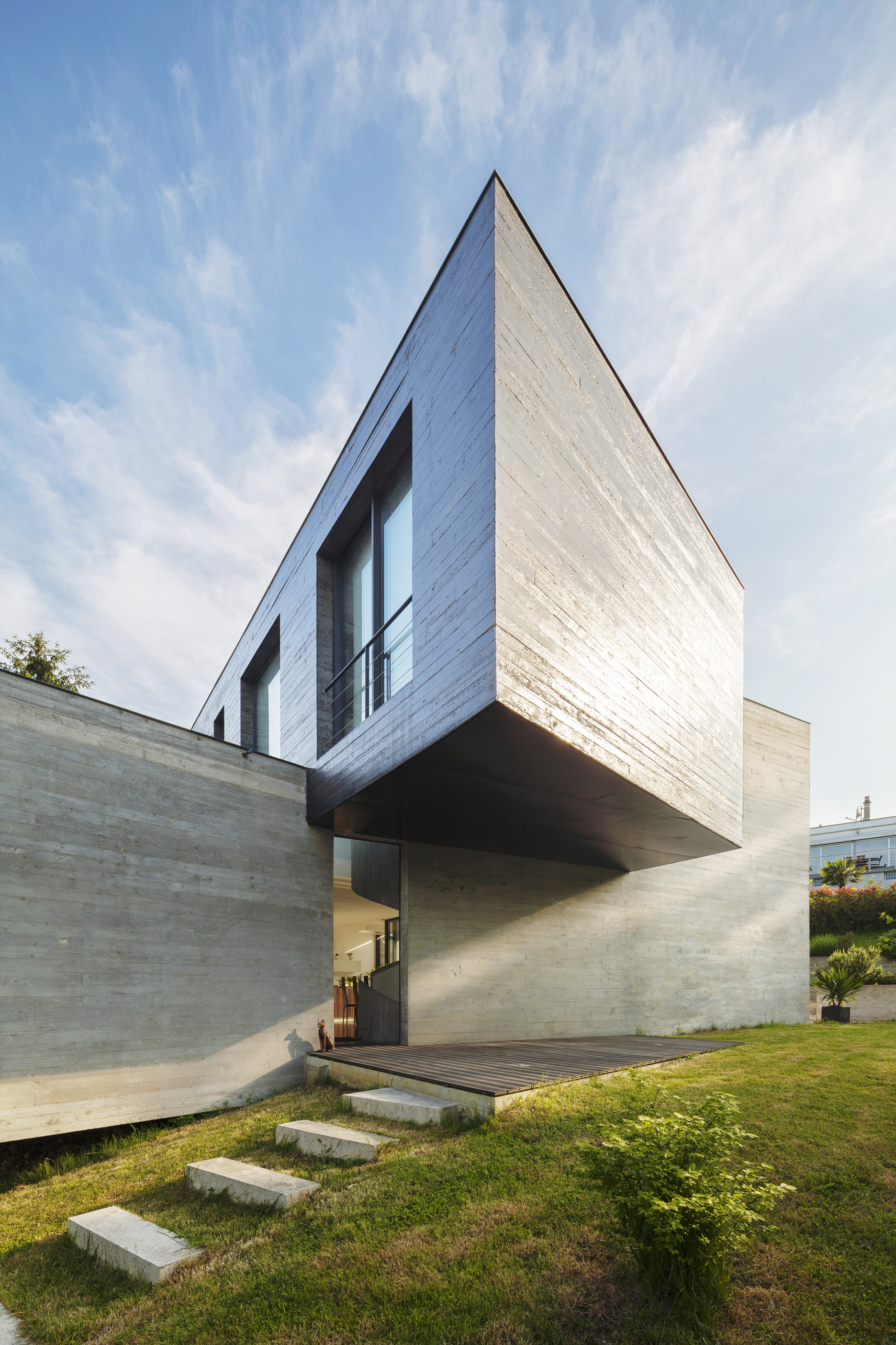 混凝土和玻璃屋-13