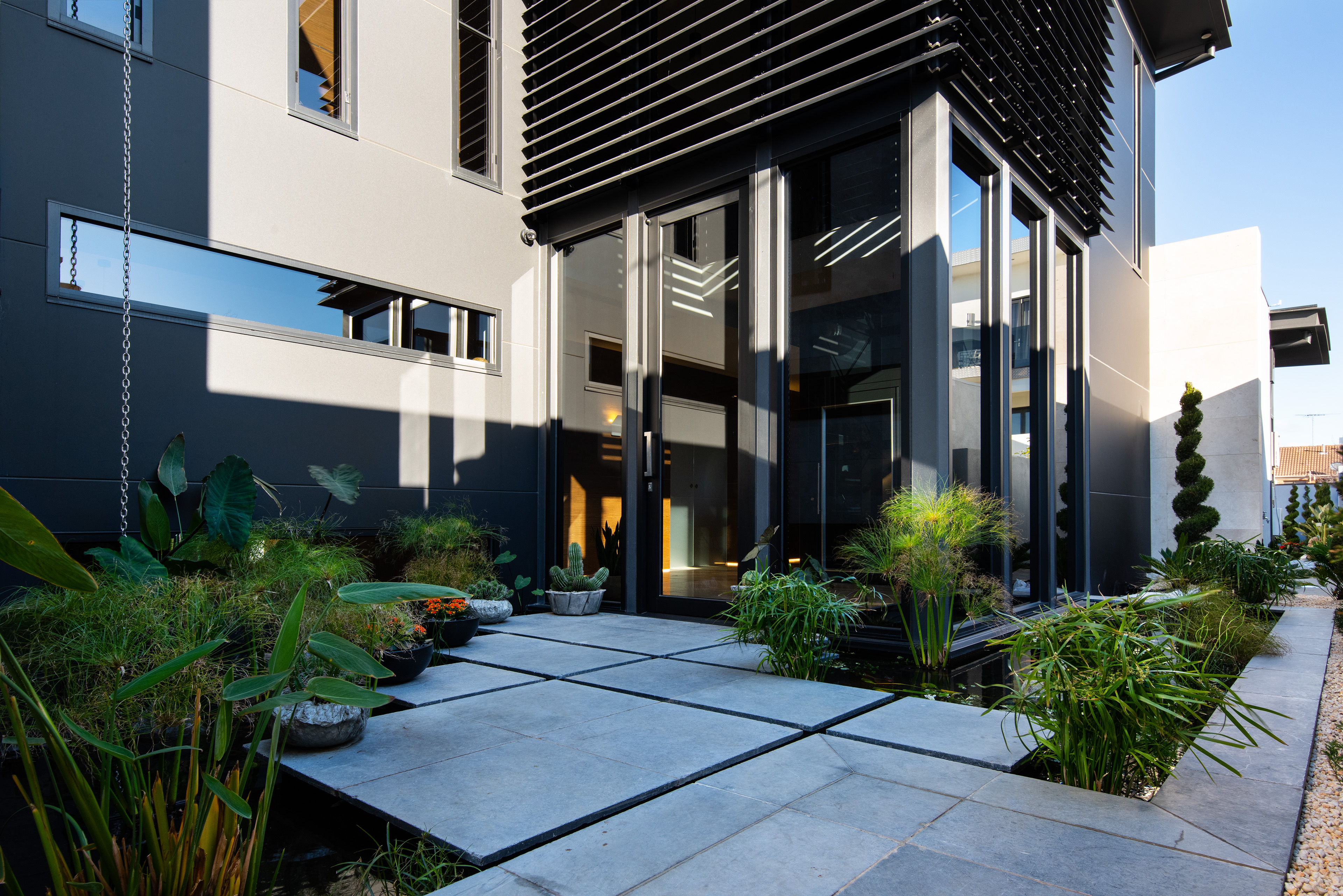 海滨现代宅院的精致艺术-15