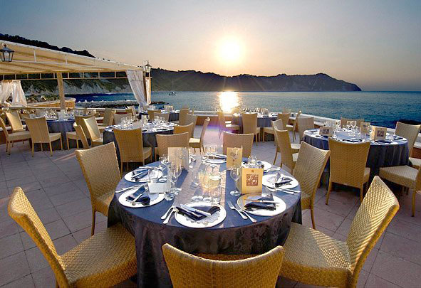 1989 年酒店福尔蒂诺整体翻新设计-0