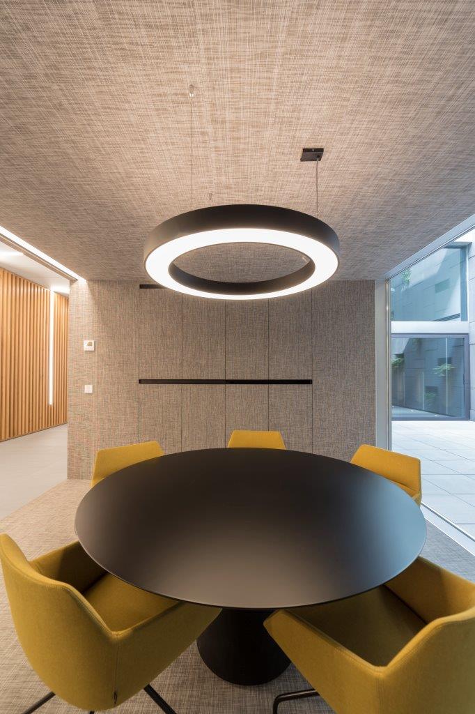 西班牙 AUTIS 公司总部，现代工业风室内设计-7