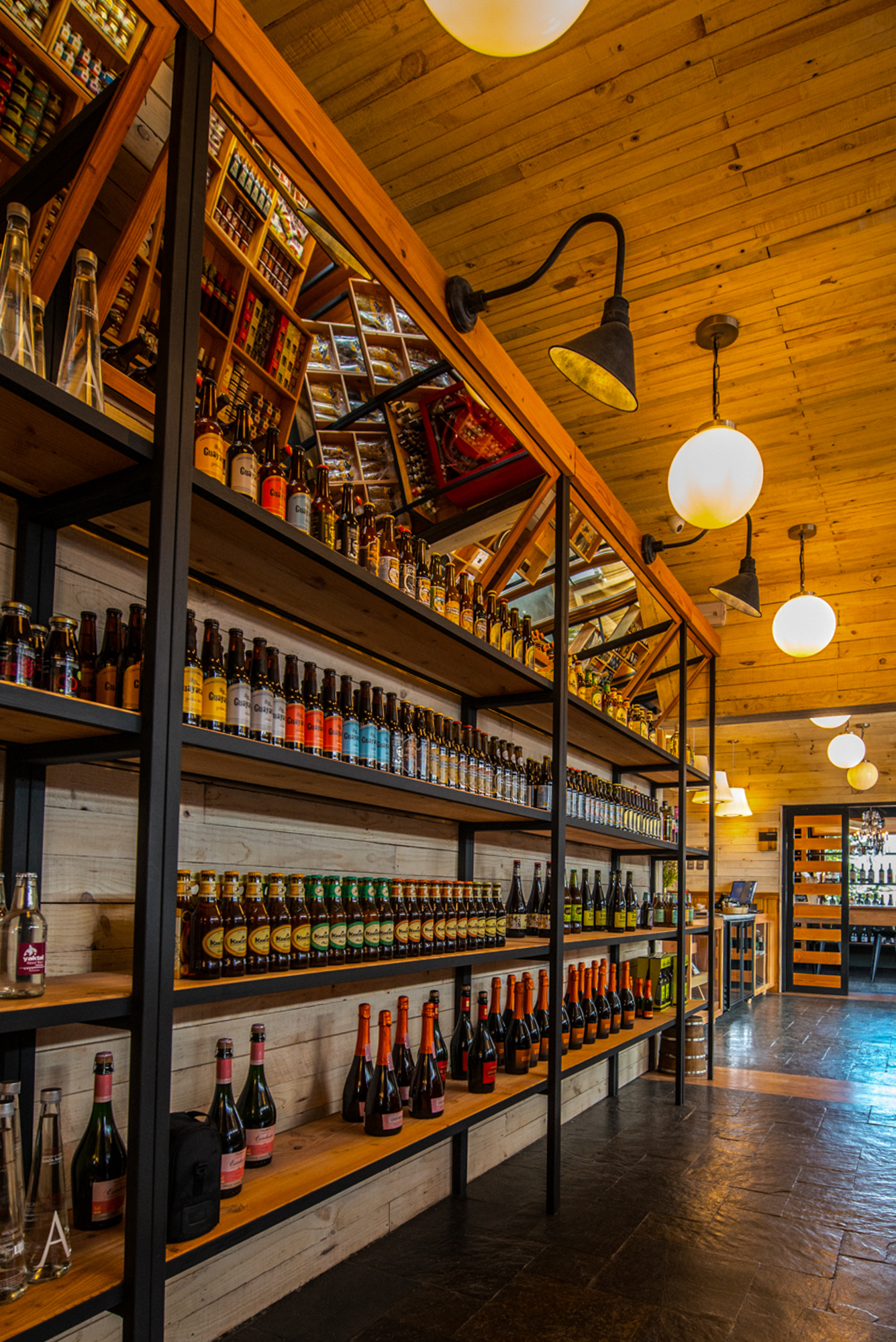 Wine Bar & Market Patagonia-0