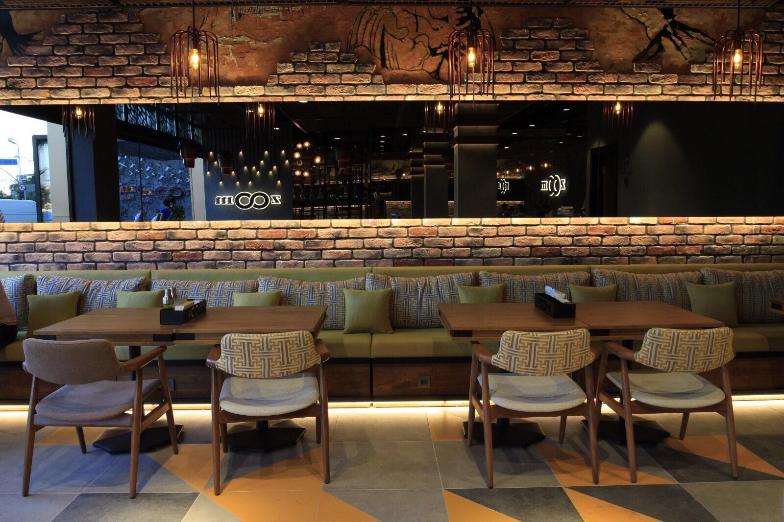 2017 年完成的 ZOOM 咖啡餐厅室内设计案例-18