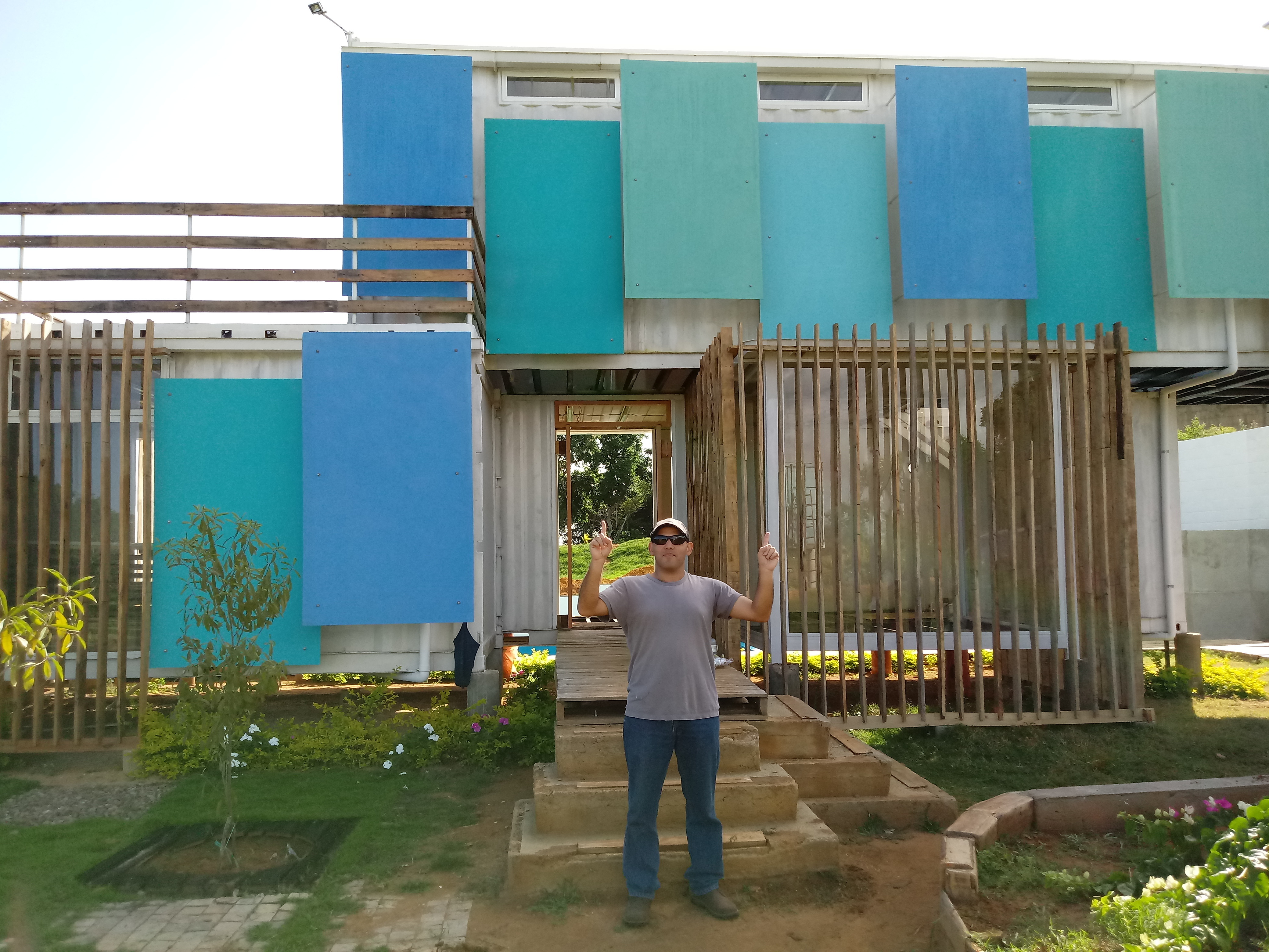 集装箱打造的环保智能家居-16