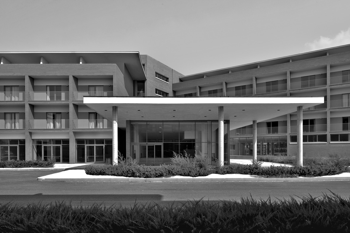 意大利 Gricignano d'Aversa 酒店设计-23