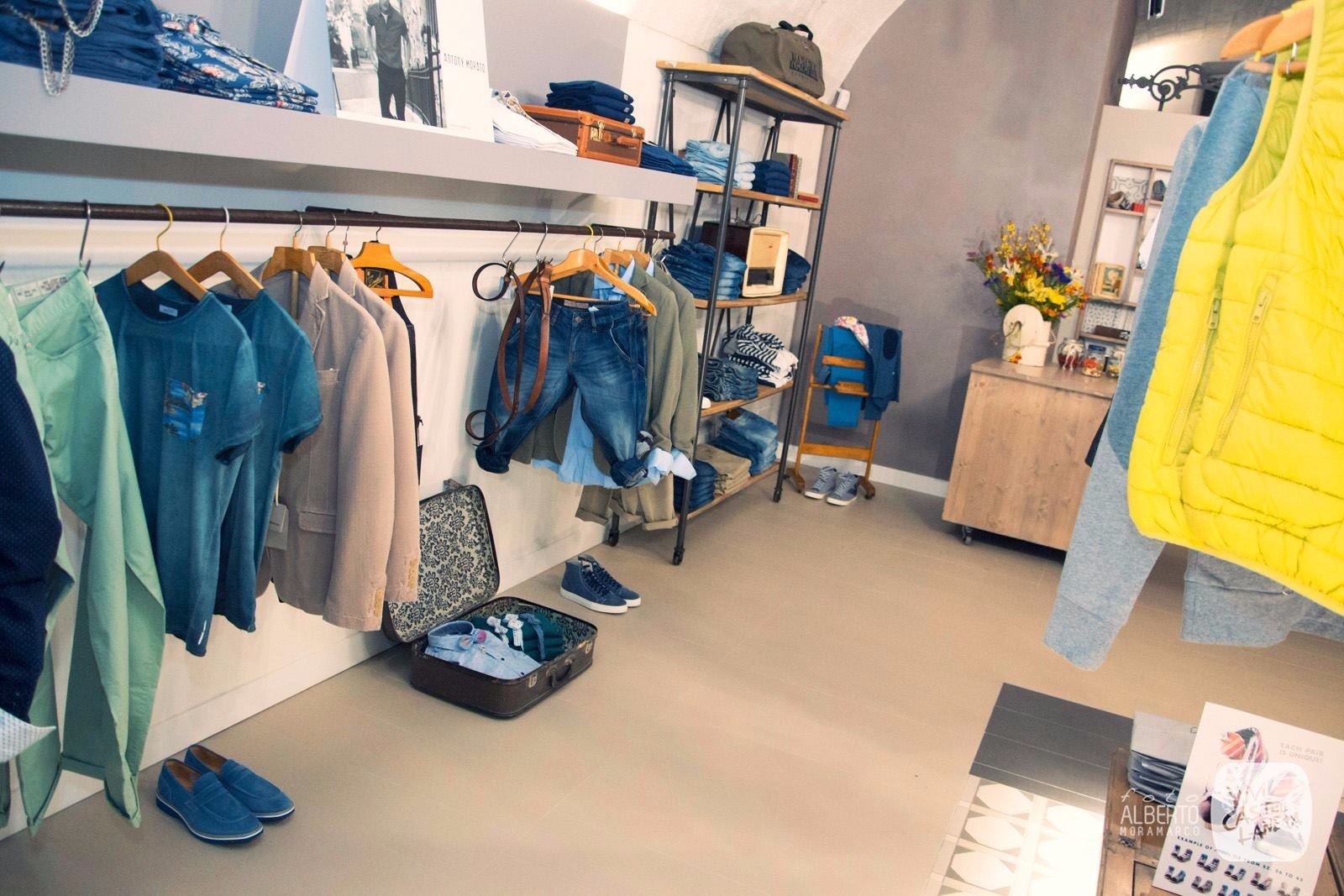 融合现代与复古的“Fuoridalcomune”概念店-9