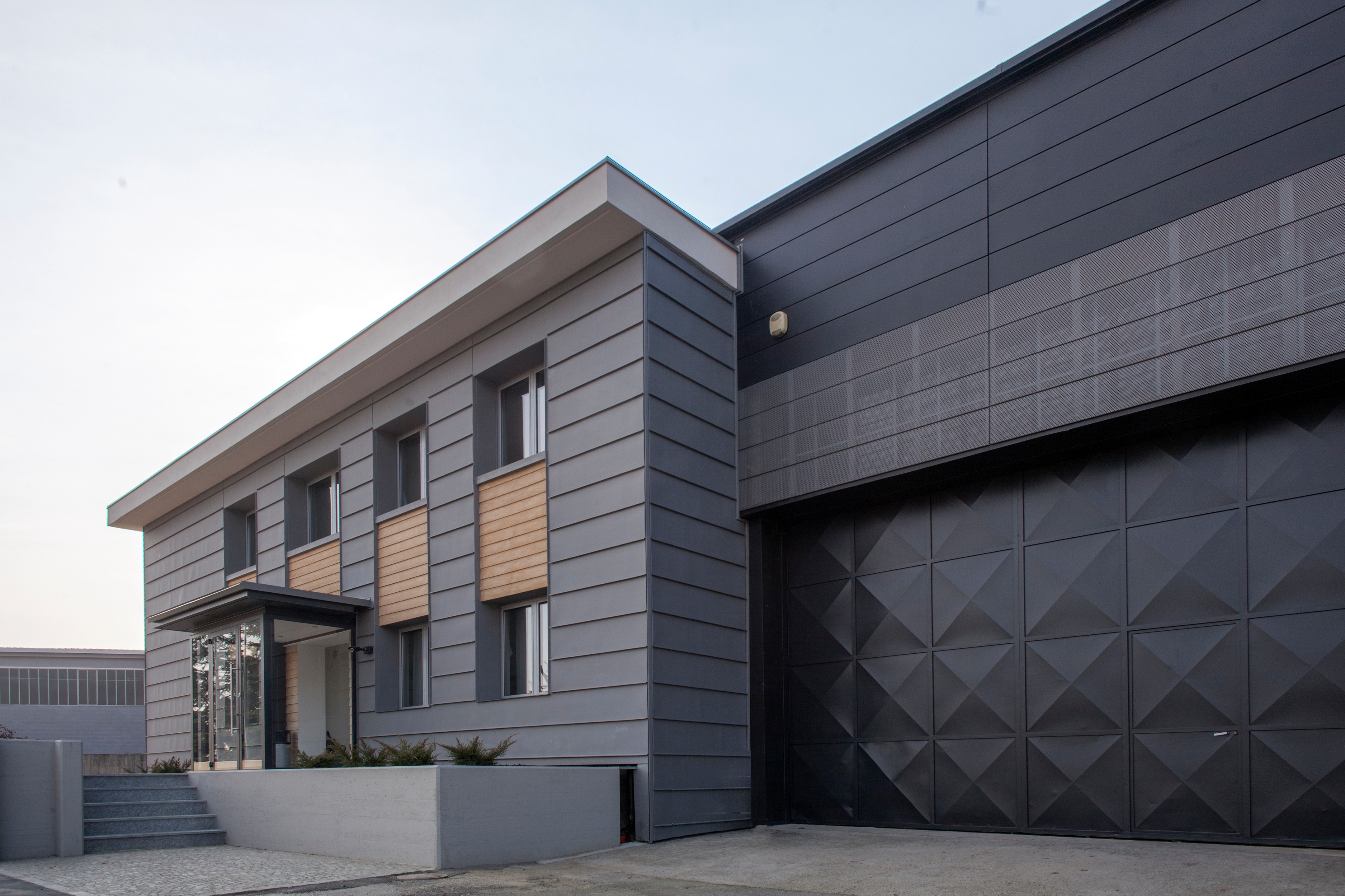 G&B Fissaggi 办公楼翻新 现代风格融入传统建筑-6