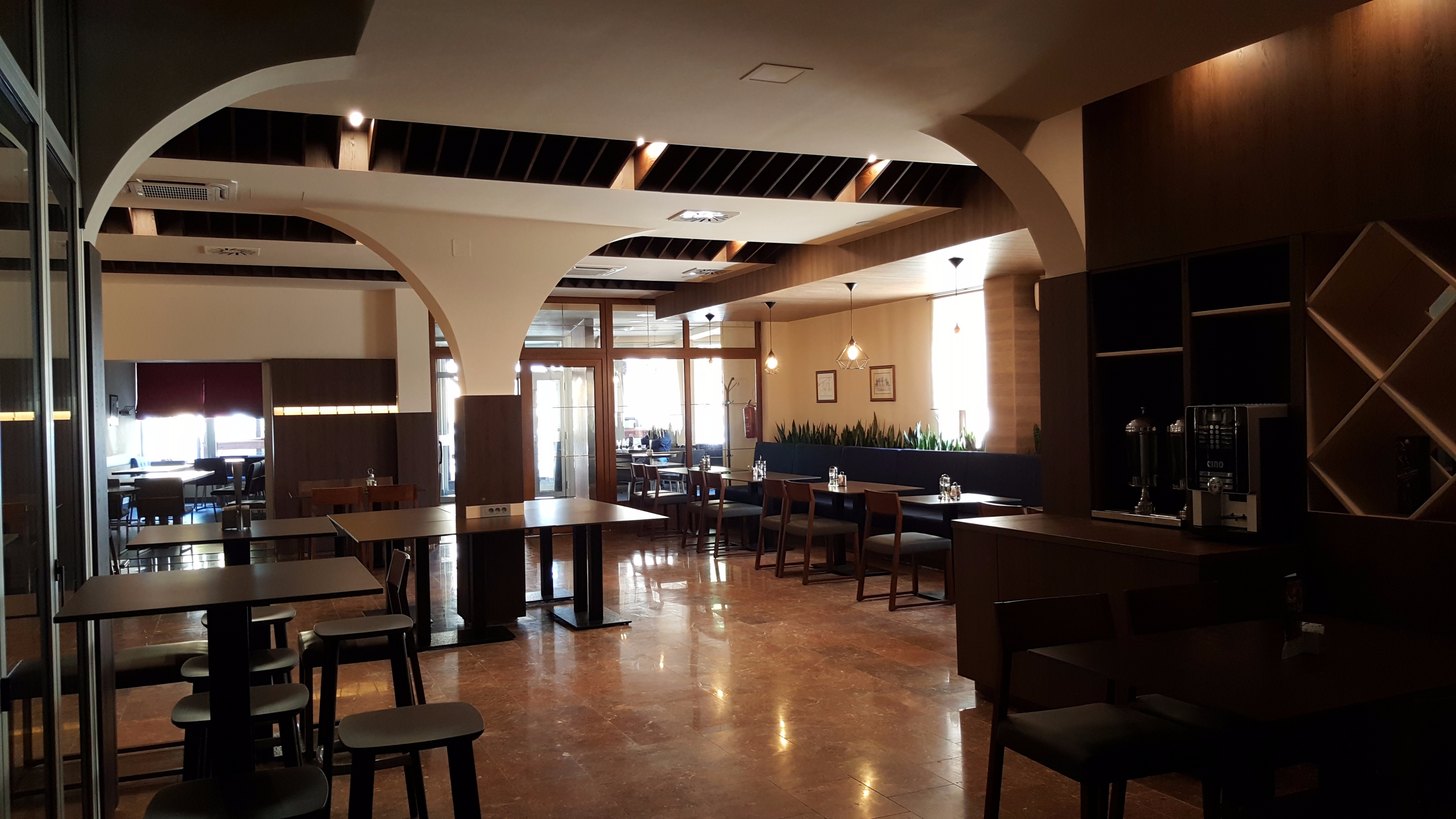 知名设计师打造酒店餐厅翻新典范-39